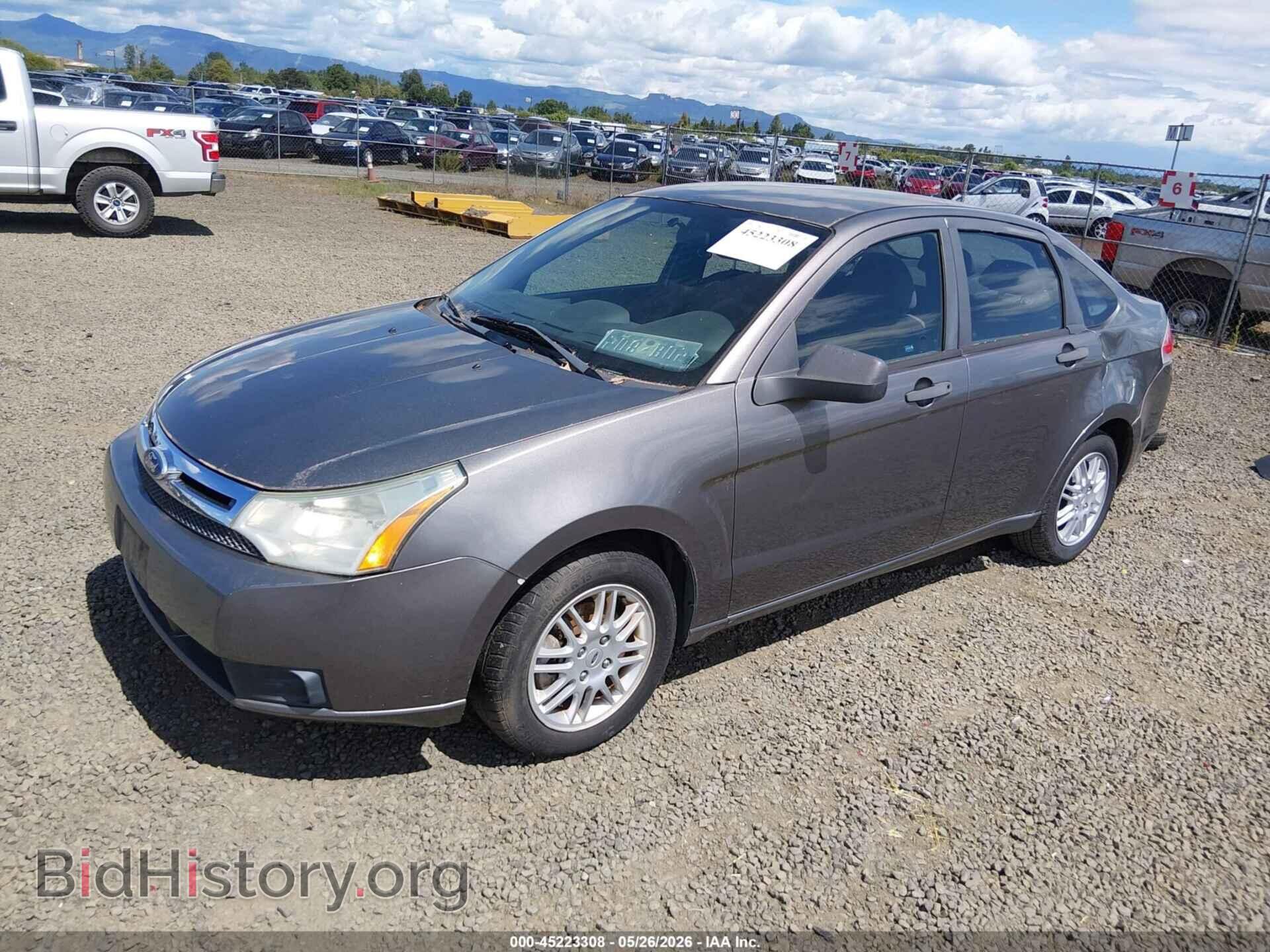 2011 FORD FOCUS - VIN: 1FAHP3FN5BW121597 - Фото 2