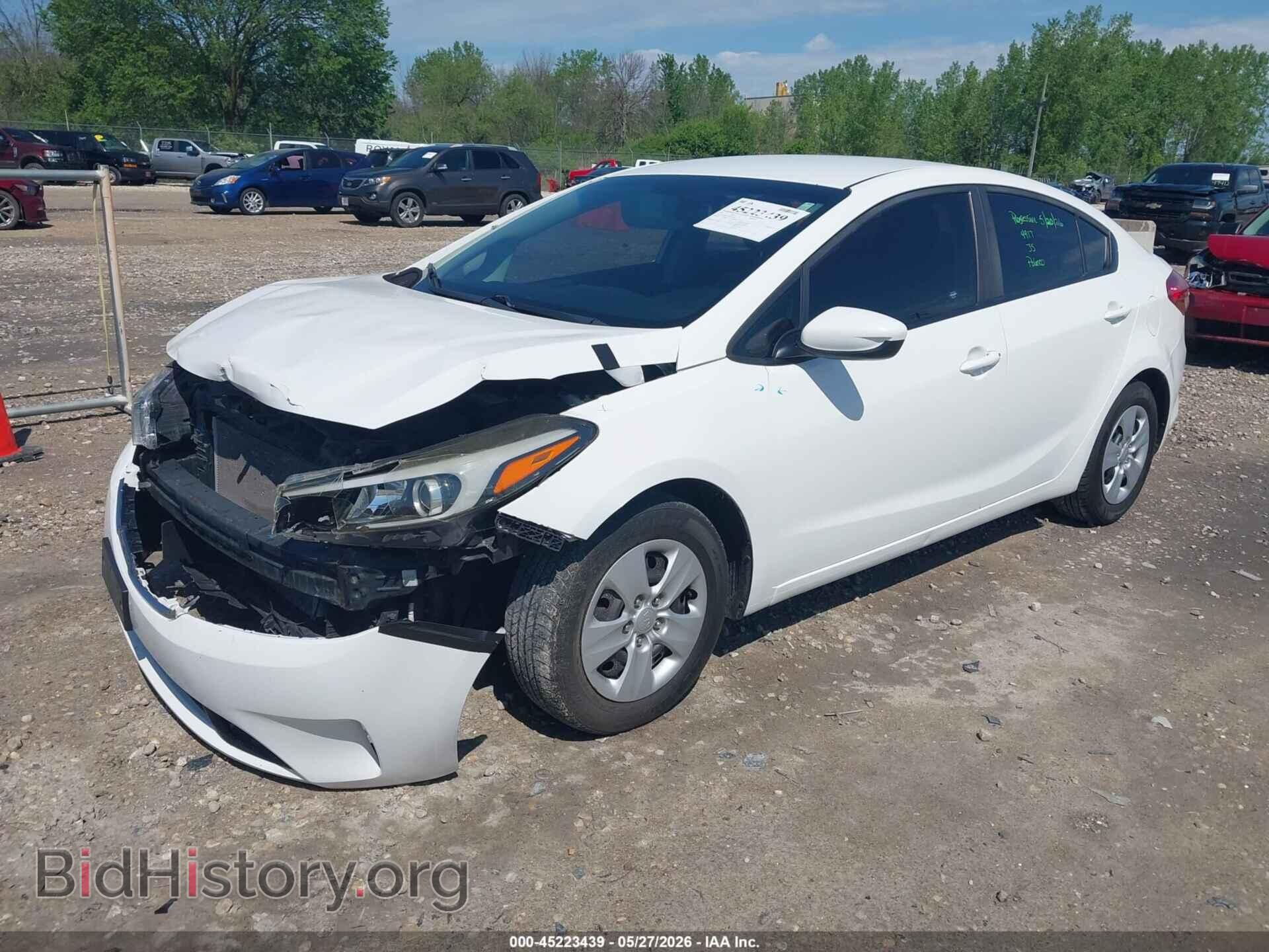 2017 KIA FORTE - VIN: 3KPFK4A75HE022599 - Photo 2