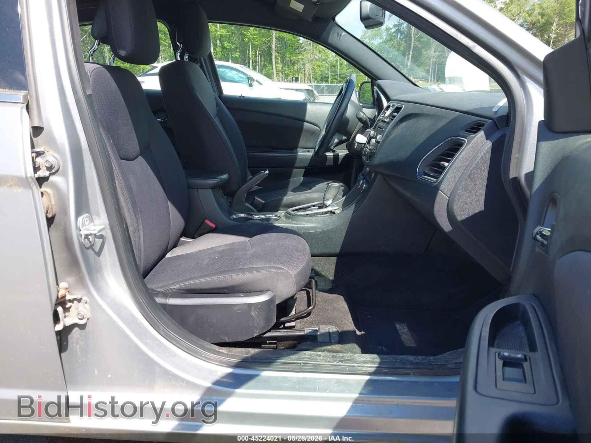 2013 CHRYSLER 200 - VIN: 1C3CCBBB4DN573558 - Photo 5