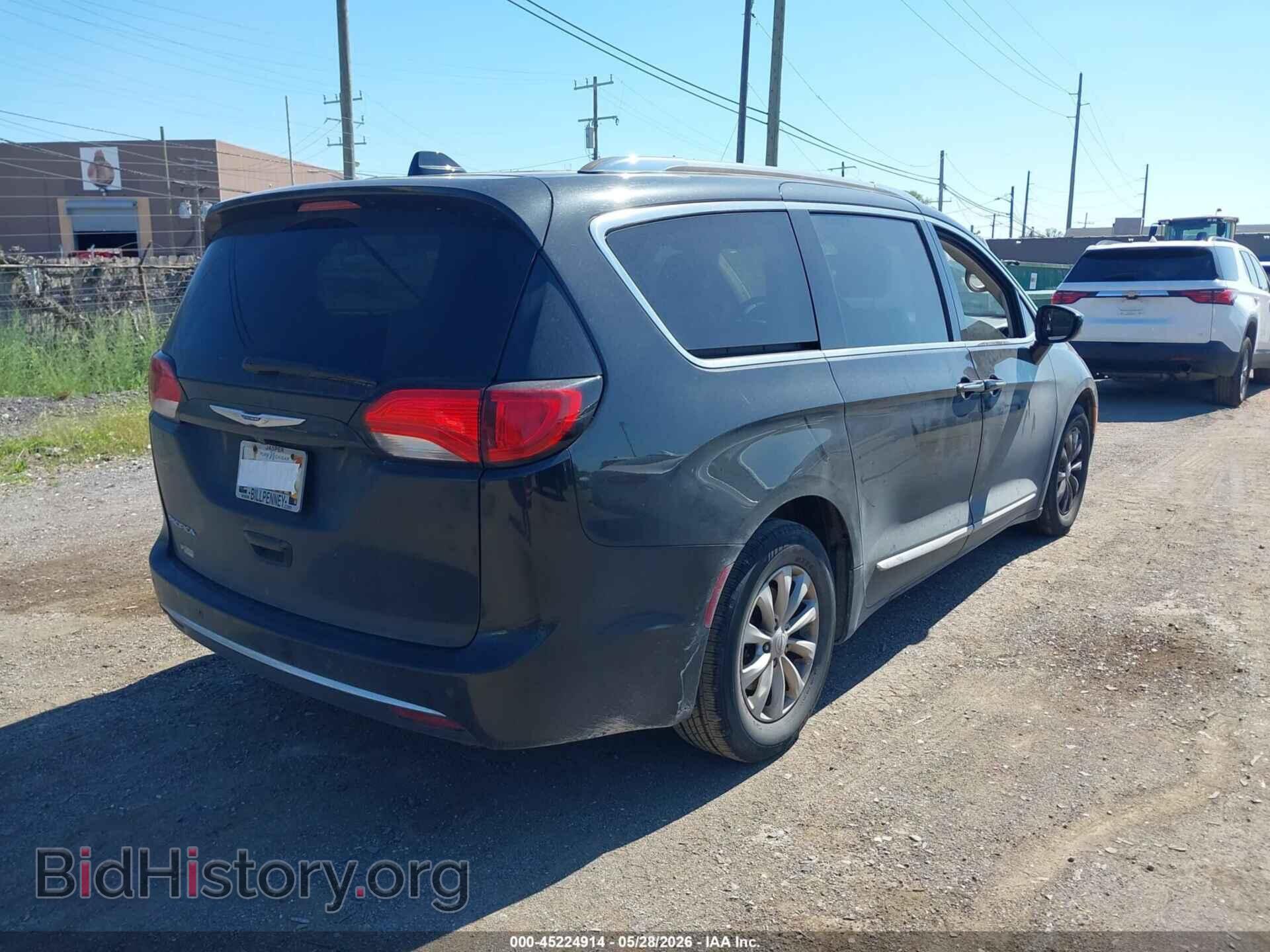 2019 CHRYSLER PACIFICA - VIN: 2C4RC1BG9KR626394 - Фото 4