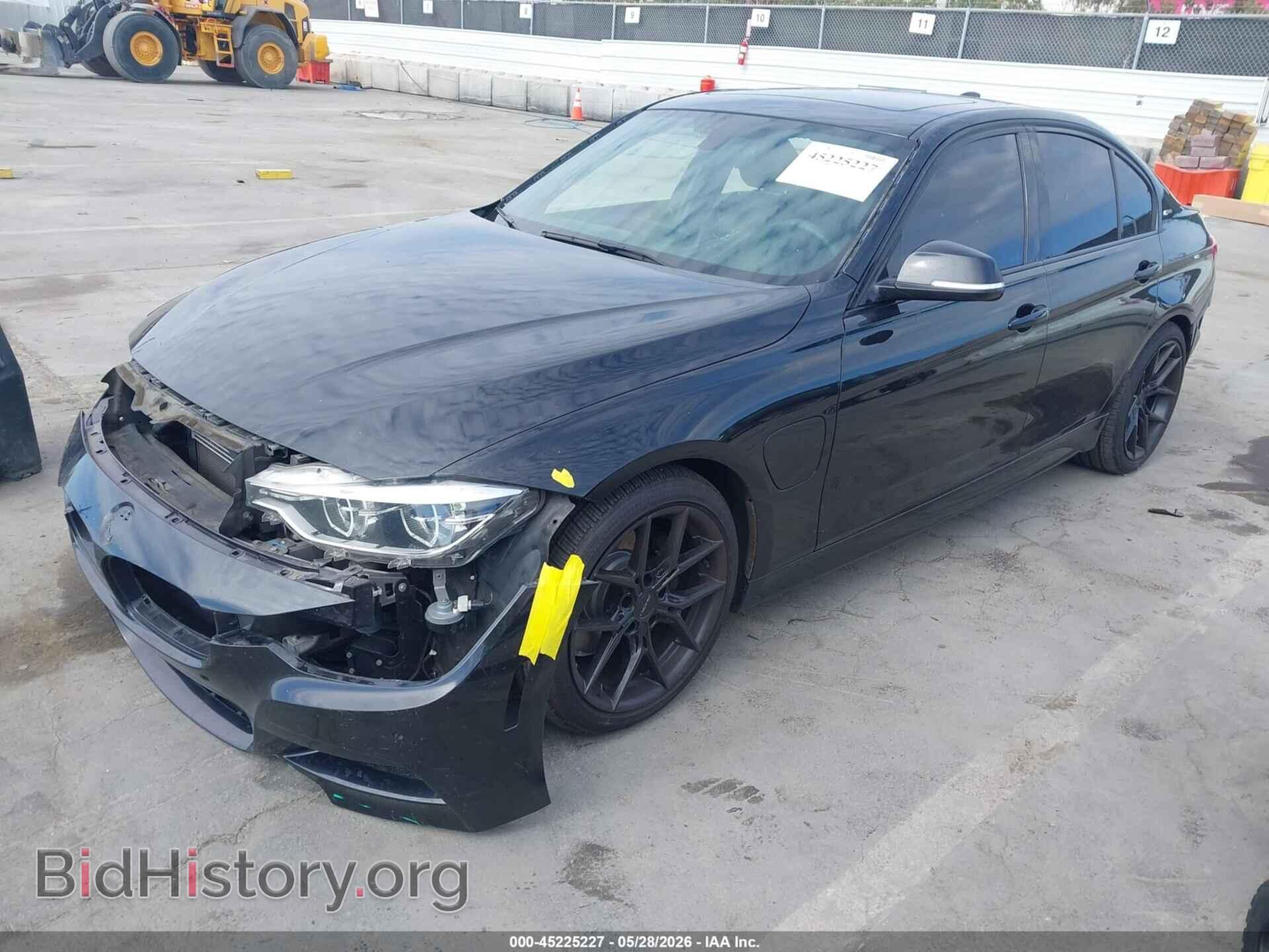2017 BMW 330E - VIN: WBA8E1C55HK480048 - Фото 2