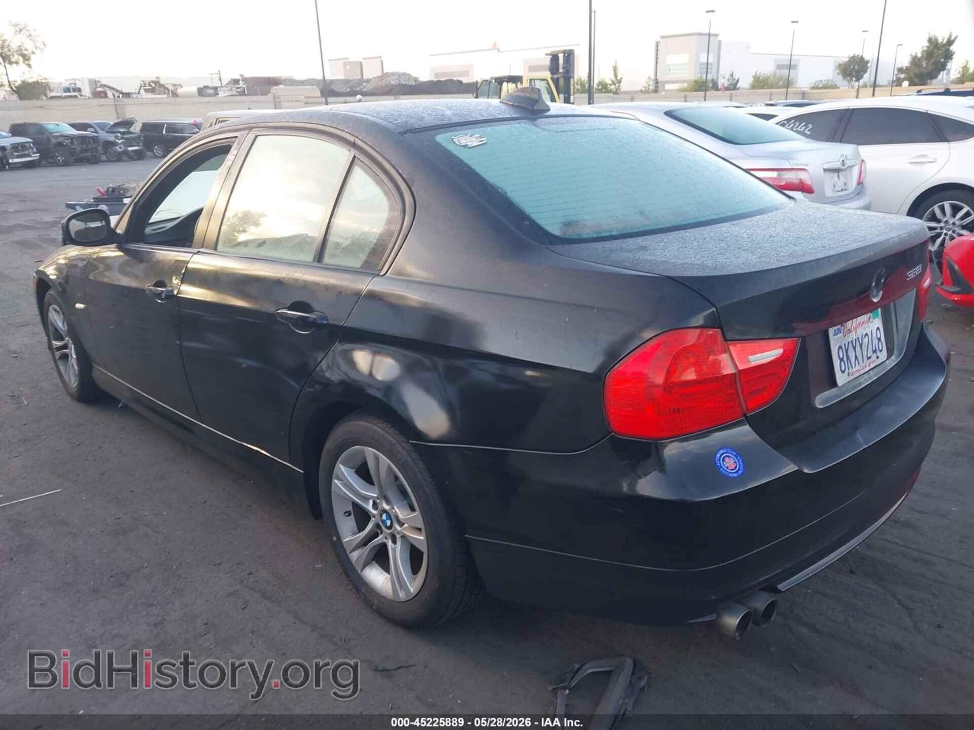2009 BMW 328I - VIN: WBAPH53599A438452 - Фото 3