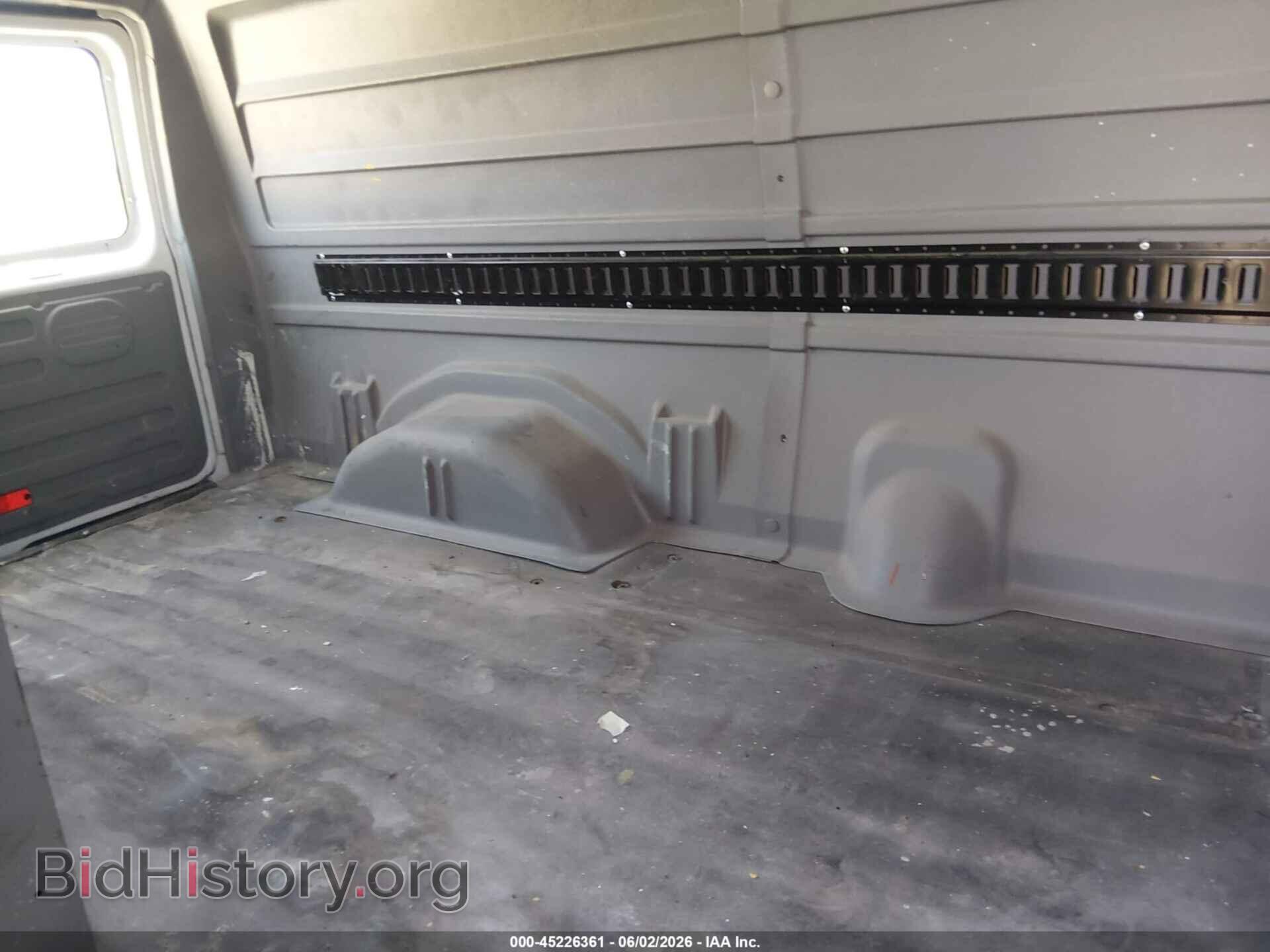 2011 FORD E-150 - VIN: 1FTNE1EW2BDA68242 - Фото 8