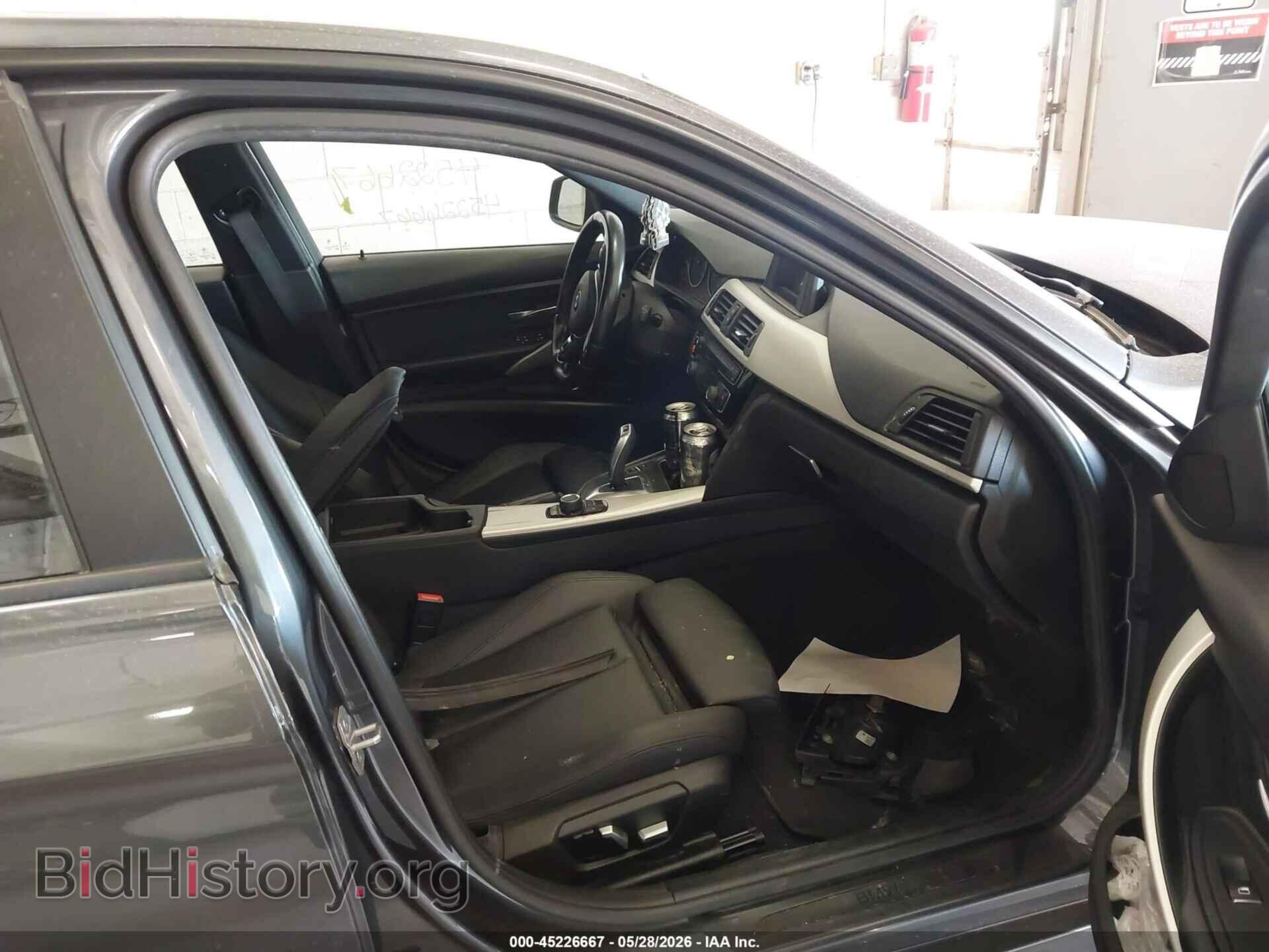 2017 BMW 320I - VIN: WBA8A3C53HK691739 - Photo 5
