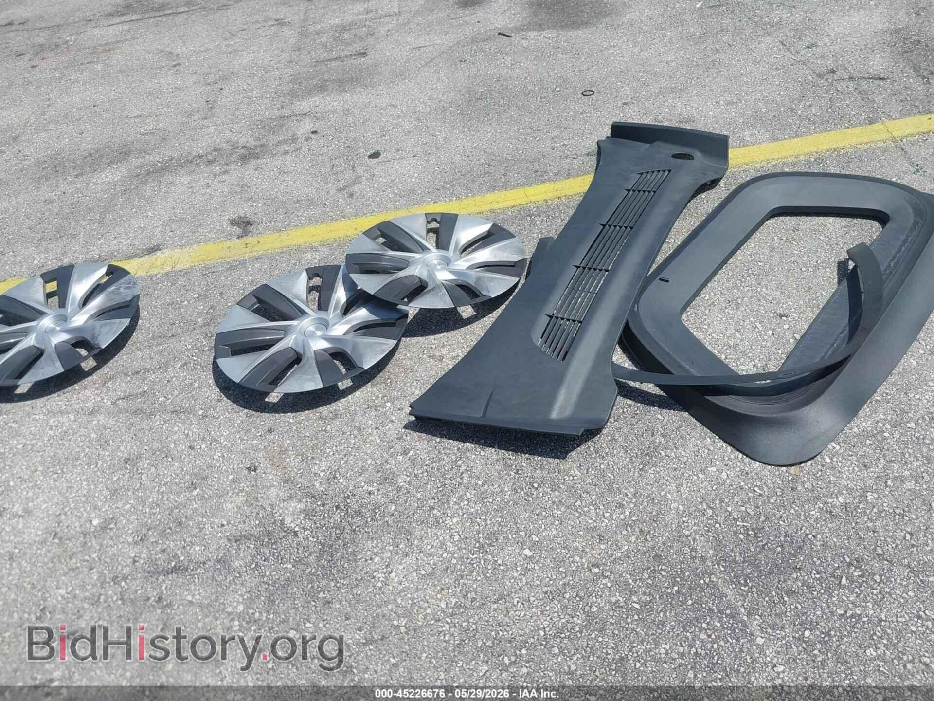 2024 TESLA MODEL Y - VIN: 7SAYGAEE3RF024271 - Фото 12