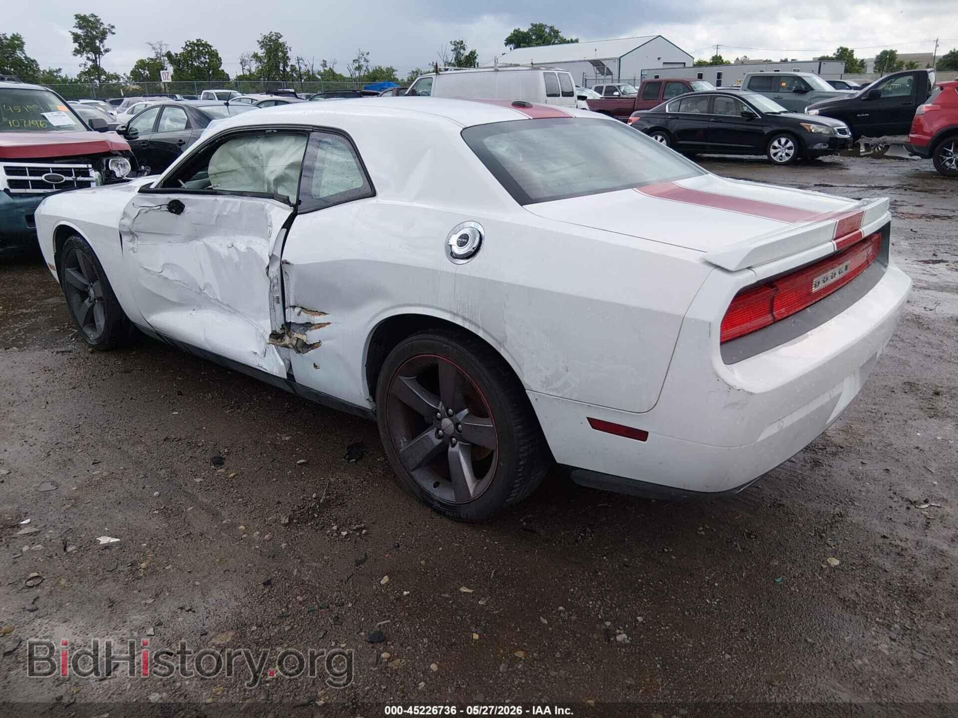 2014 DODGE CHALLENGER - VIN: 2C3CDYAG5EH101084 - Фото 3
