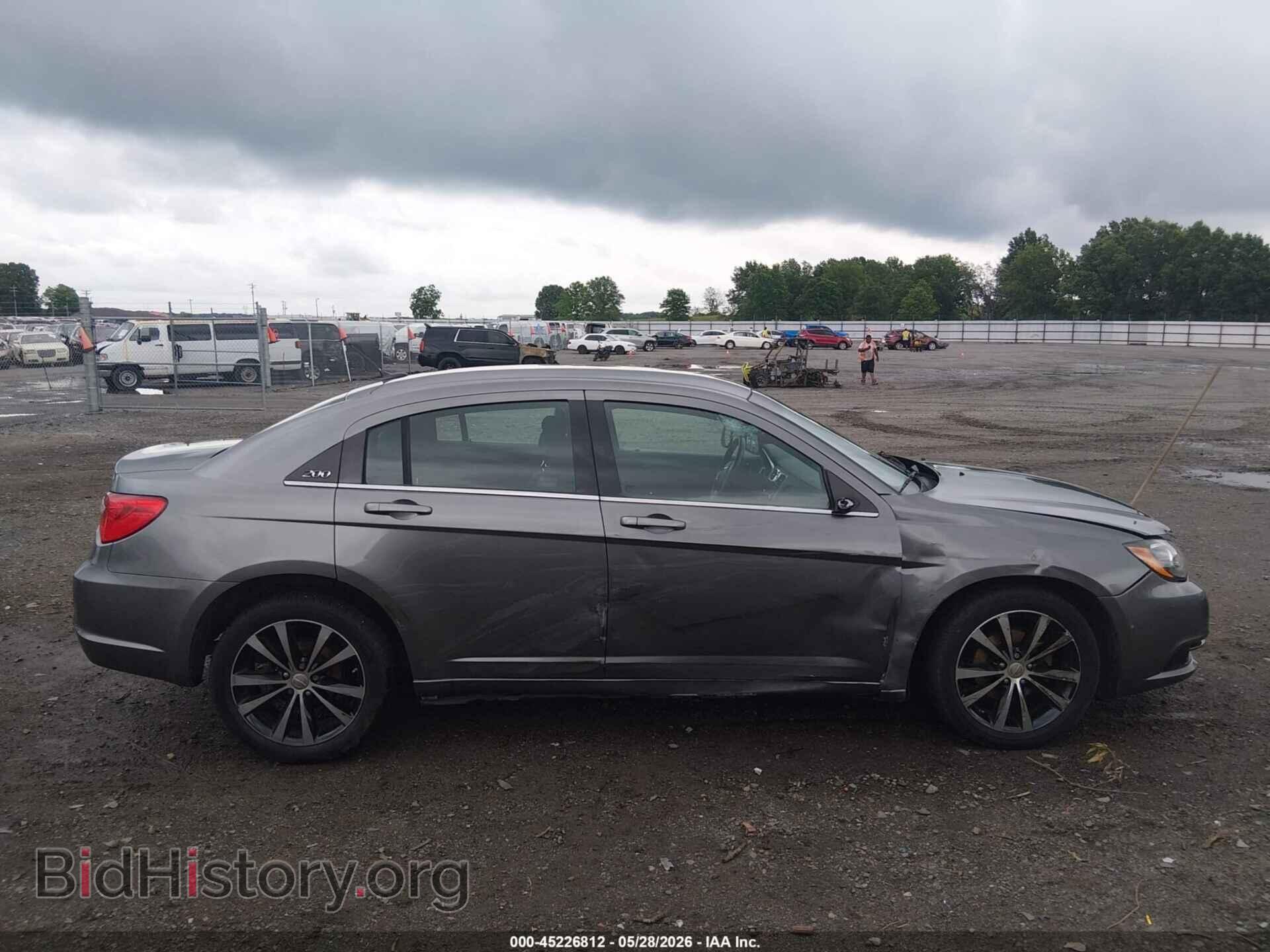 2013 CHRYSLER 200 - VIN: 1C3CCBBB2DN584719 - Photo 13