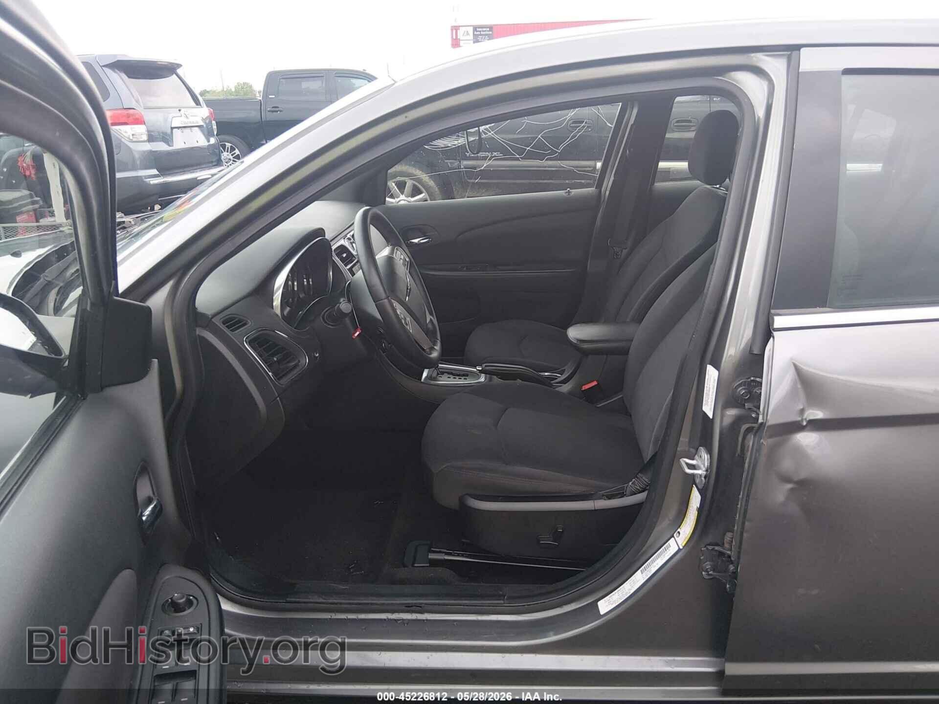 2013 CHRYSLER 200 - VIN: 1C3CCBBB2DN584719 - Photo 17