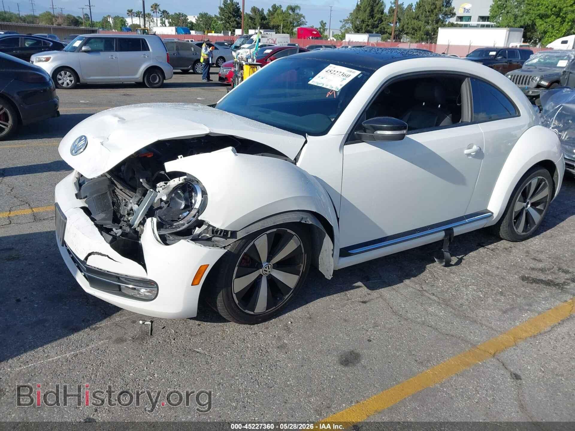 2012 VOLKSWAGEN BEETLE - VIN: 3VWVA7AT2CM628029 - Фото 2