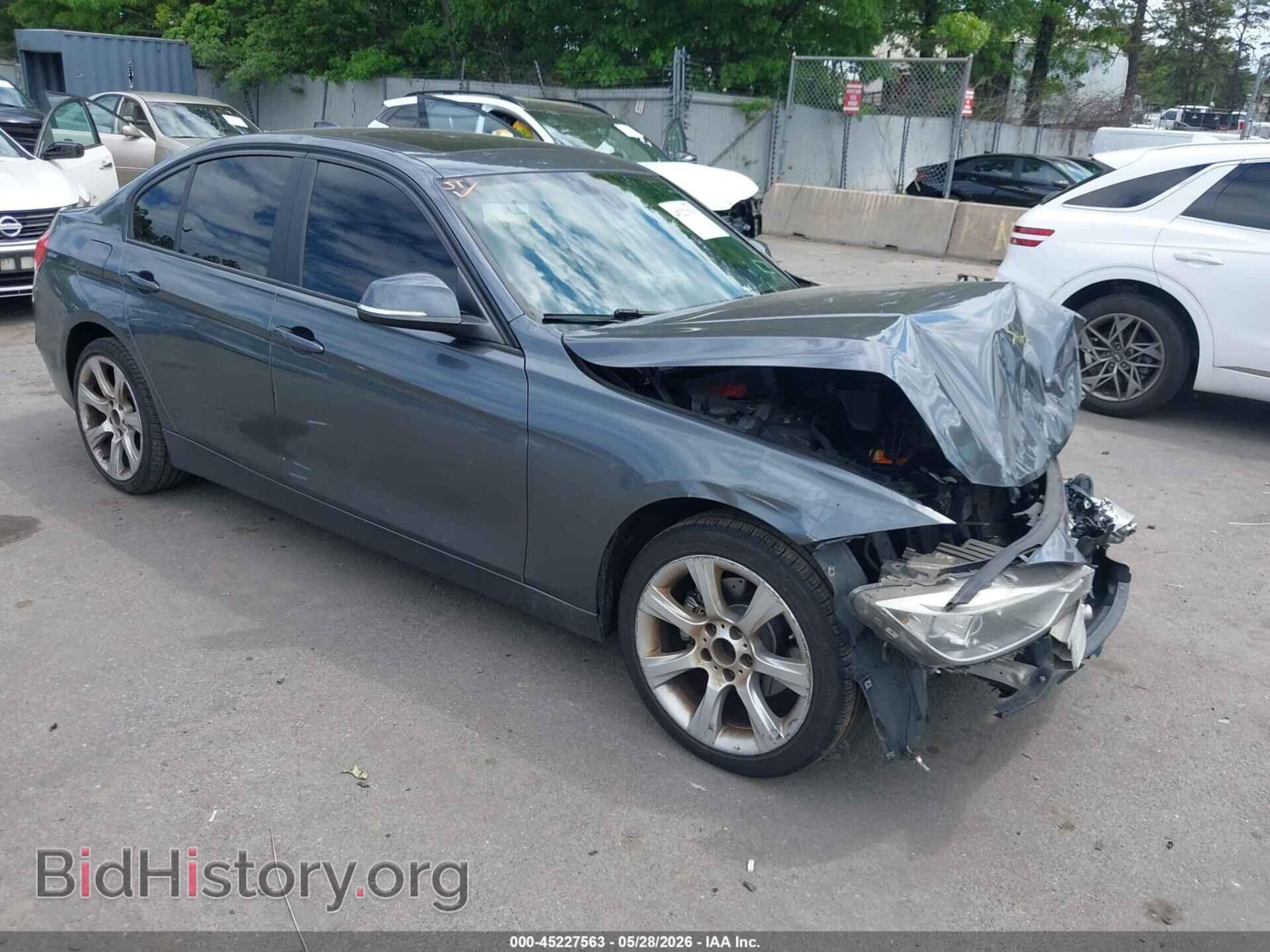 Photo WBA3C3C5XEF986913 - BMW 320I 2014