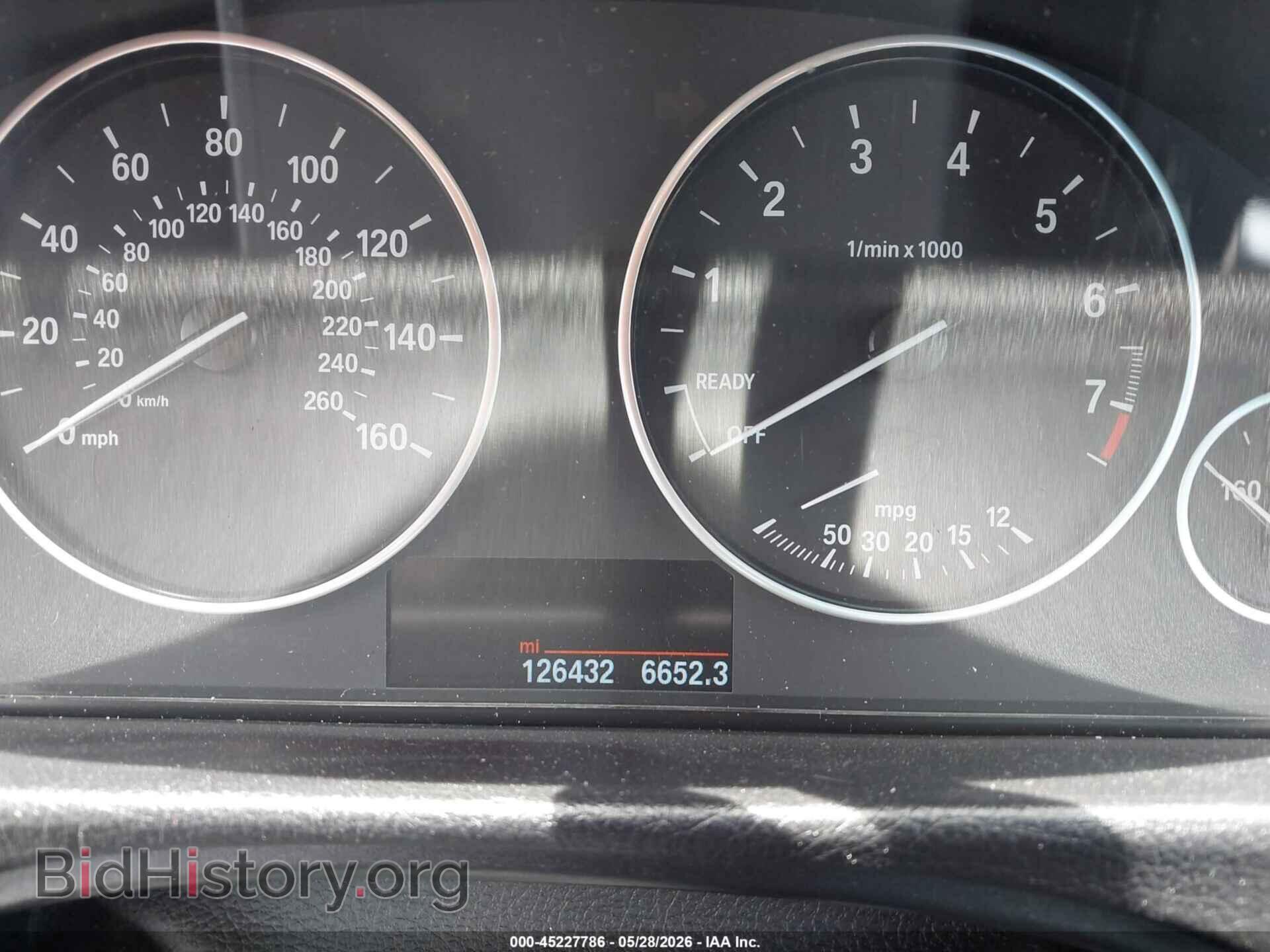 2016 BMW 320I - VIN: WBA8E1G5XGNU11296 - Photo 7