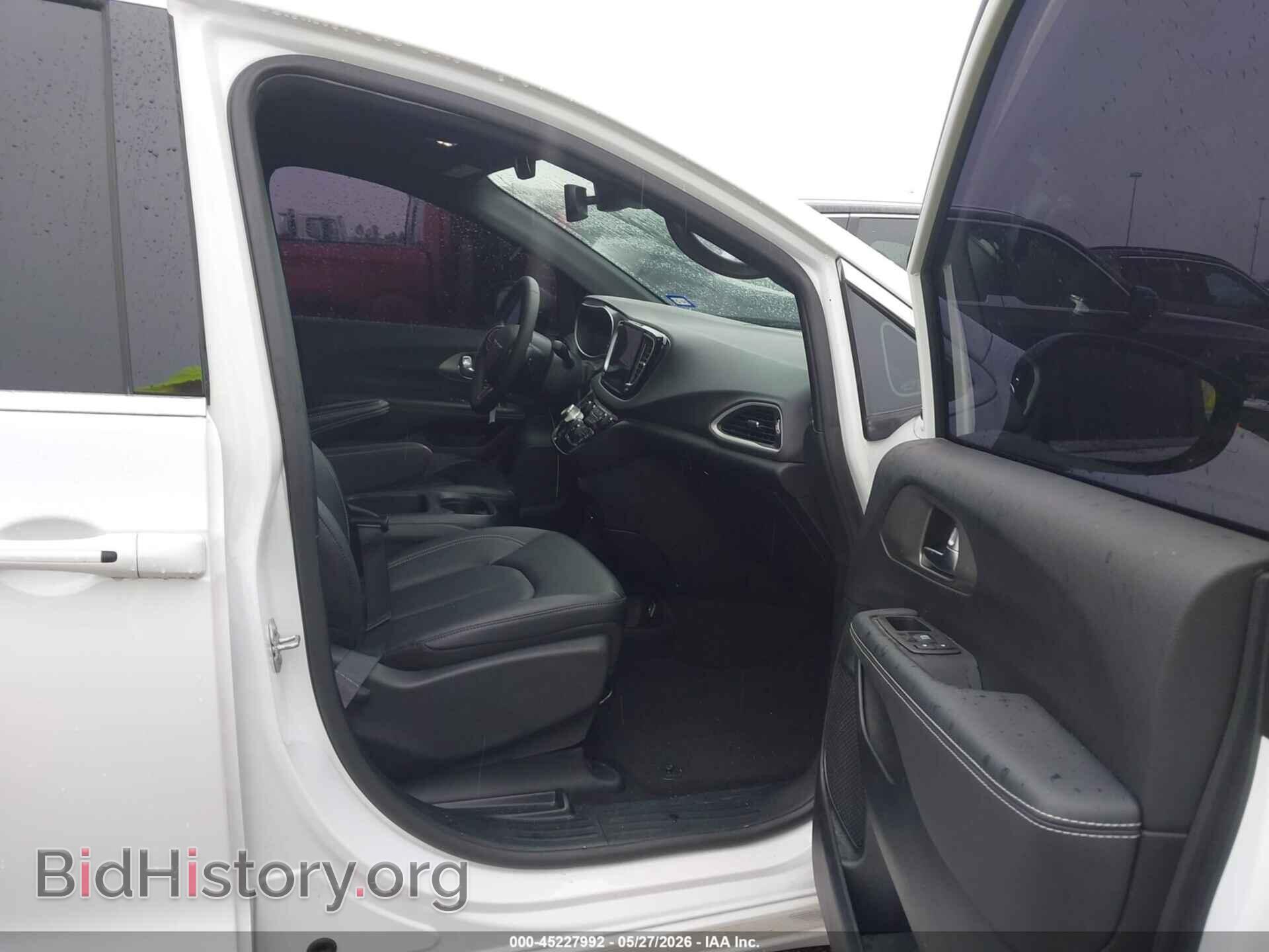 2025 CHRYSLER PACIFICA - VIN: 2C4RC1BG9SR585992 - Photo 5