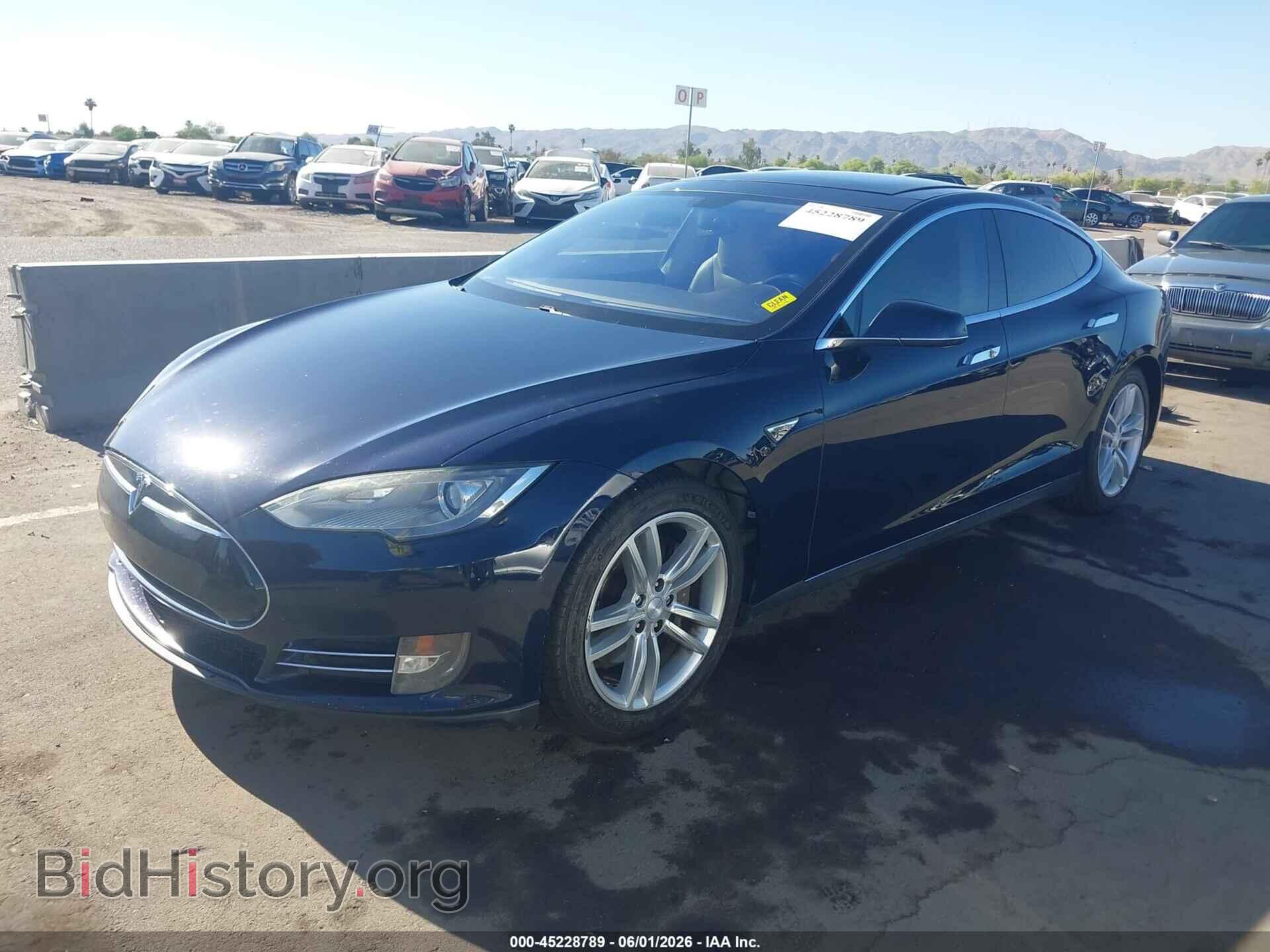2013 TESLA MODEL S - VIN: 5YJSA1DN3DFP20935 - Photo 2