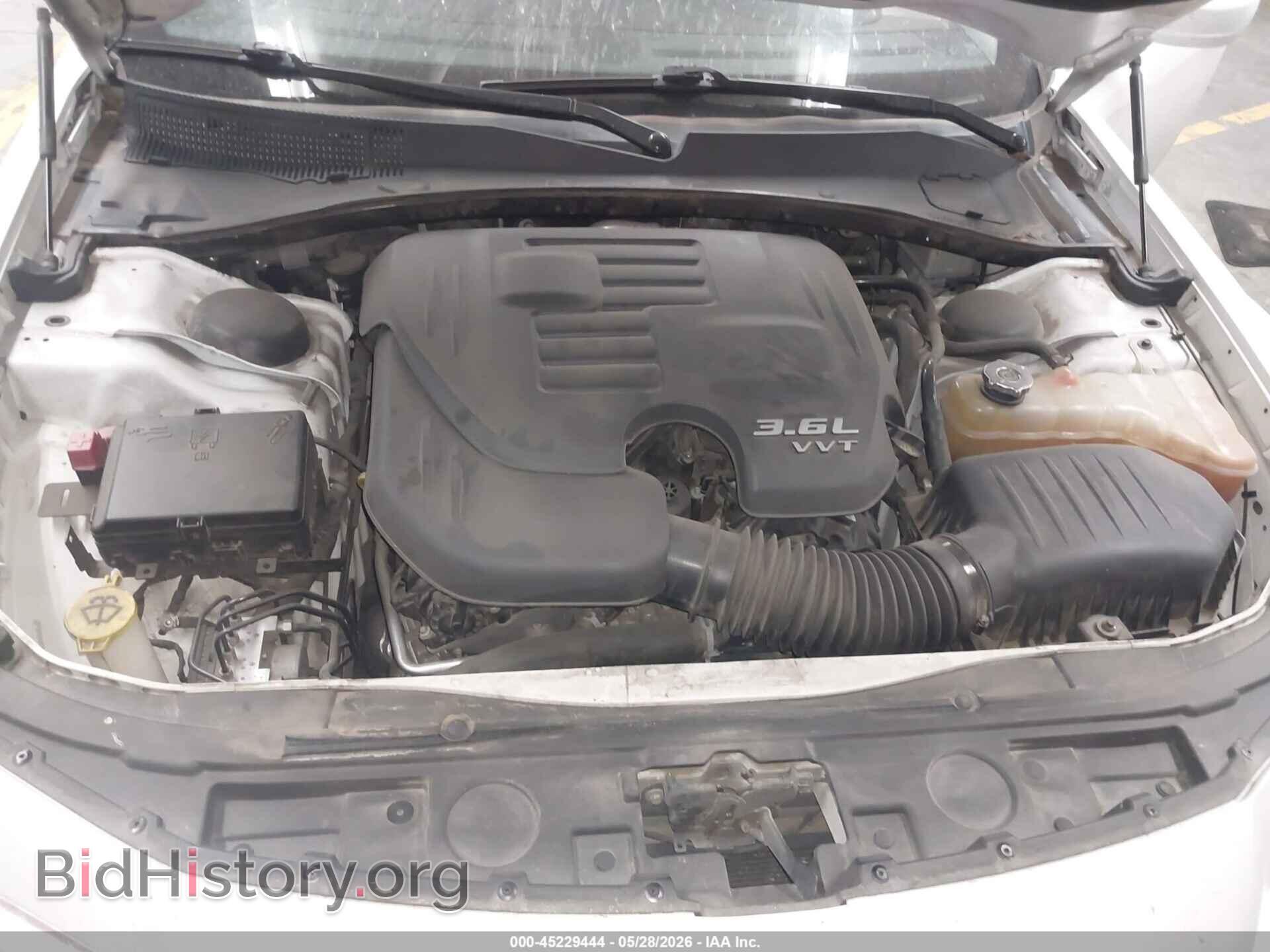 2017 CHRYSLER 300 - VIN: 2C3CCAAG3HH663791 - Фото 10