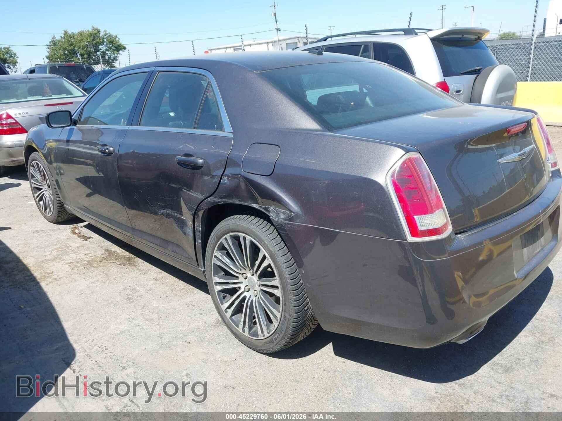 2013 CHRYSLER 300 - VIN: 2C3CCABGXDH573515 - Фото 3