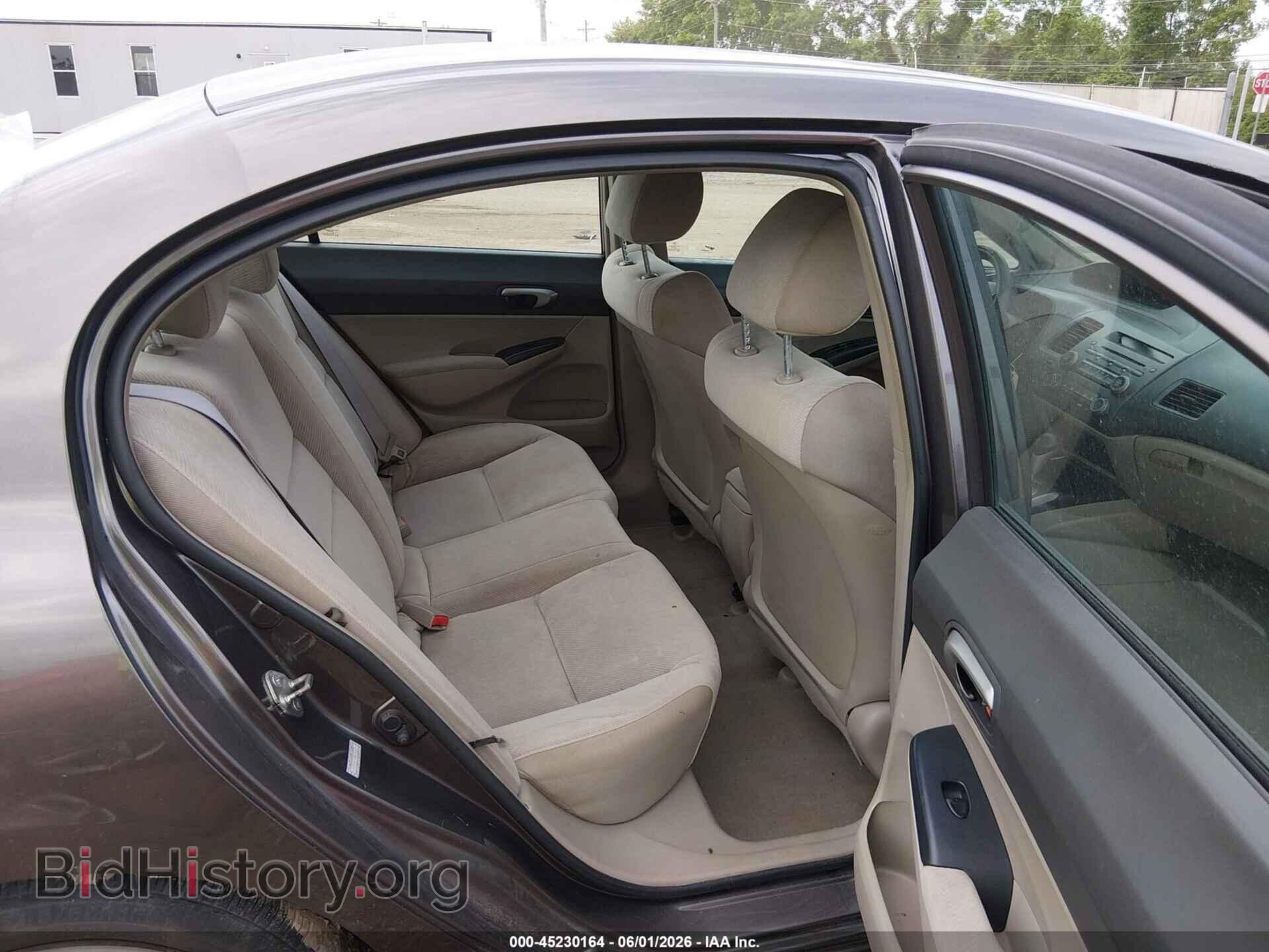 2011 HONDA CIVIC - VIN: 19XFA1F5XBE048664 - Фото 8