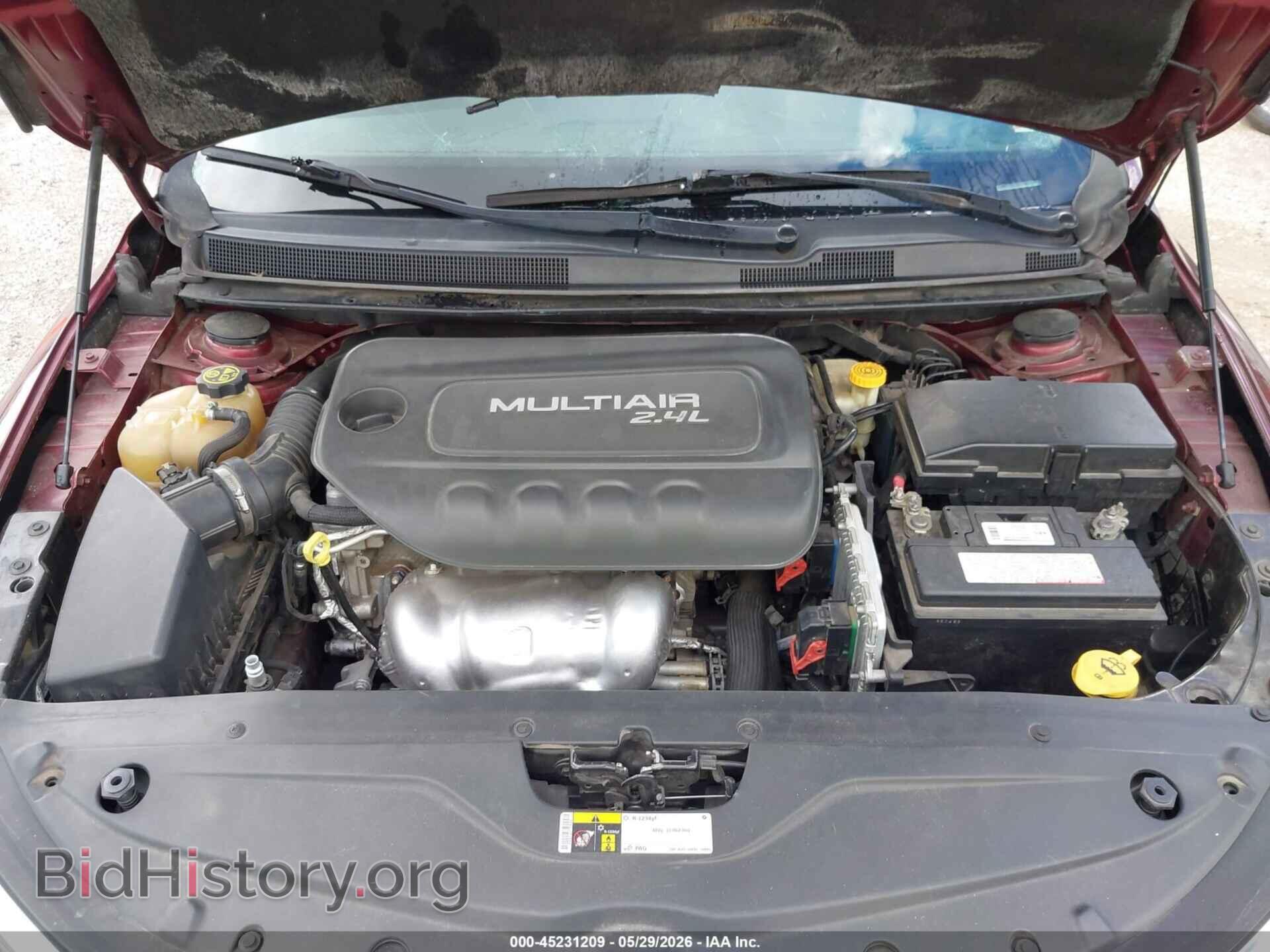 2016 CHRYSLER 200 - VIN: 1C3CCCAB0GN129167 - Фото 10