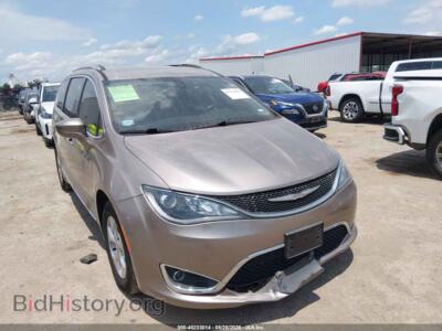 2017 Chrysler PACIFICA Touring-L Plus, gray — VIN 2C4RC1EG3HR683873, IAAI