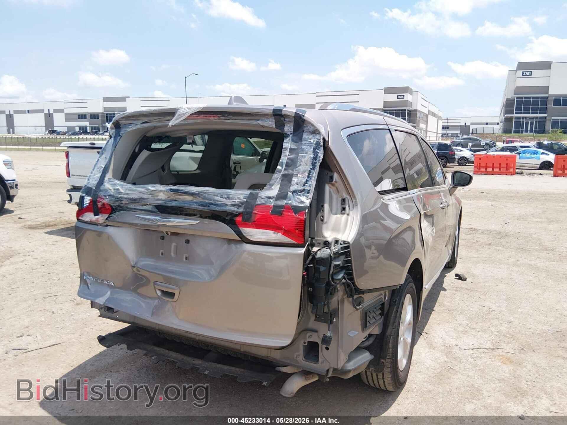 2017 CHRYSLER PACIFICA - VIN: 2C4RC1EG3HR683873 - Фото 4