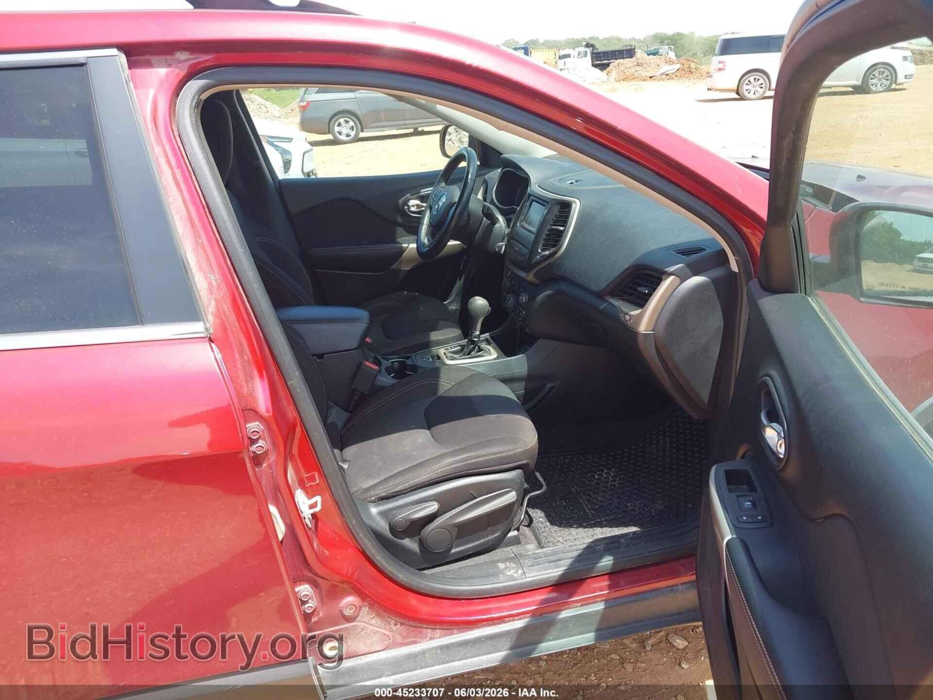 2017 JEEP CHEROKEE - VIN: 1C4PJLCB0HW644651 - Фото 5