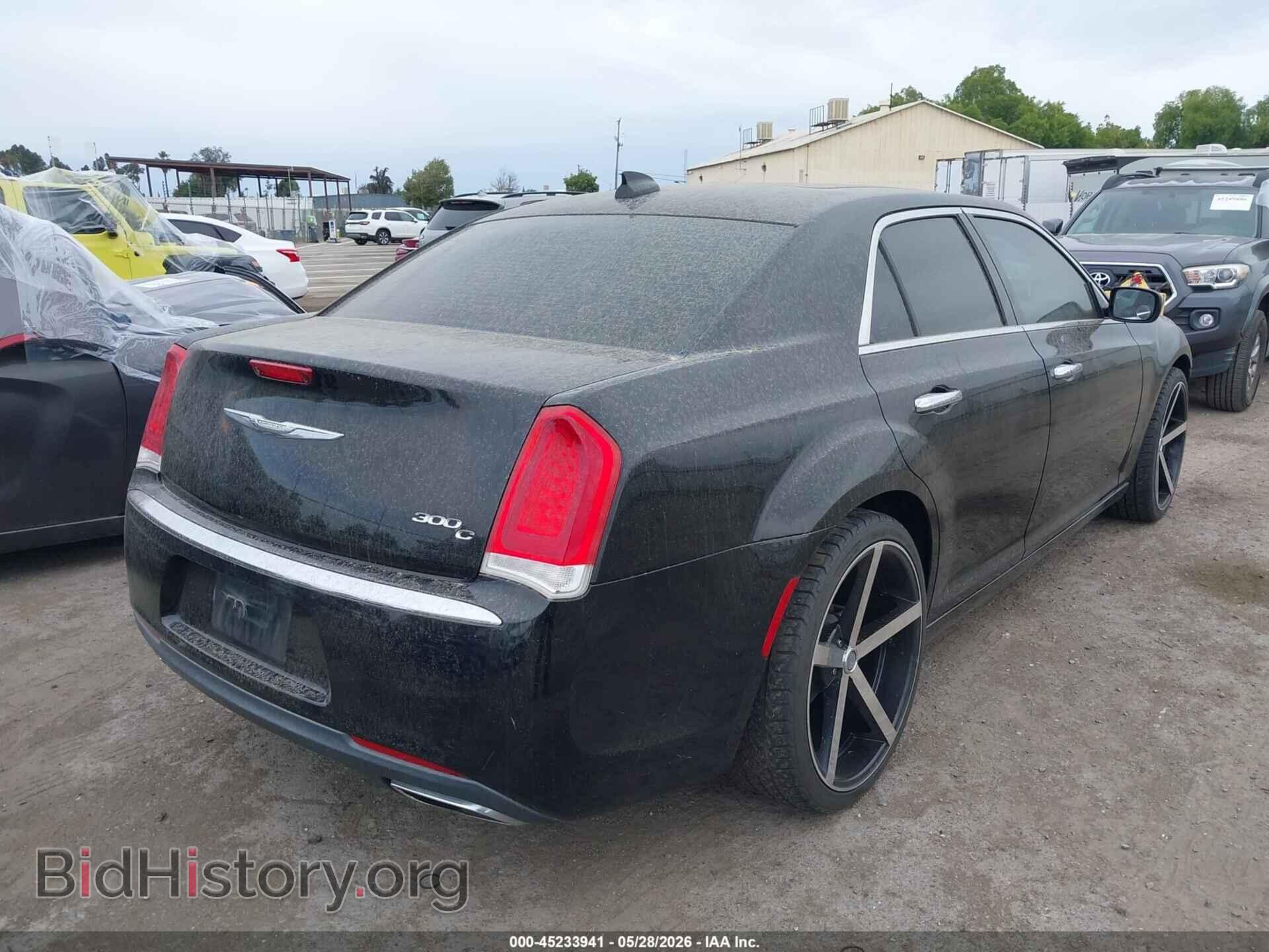 2017 CHRYSLER 300C - VIN: 2C3CCAEG5HH662460 - Фото 4