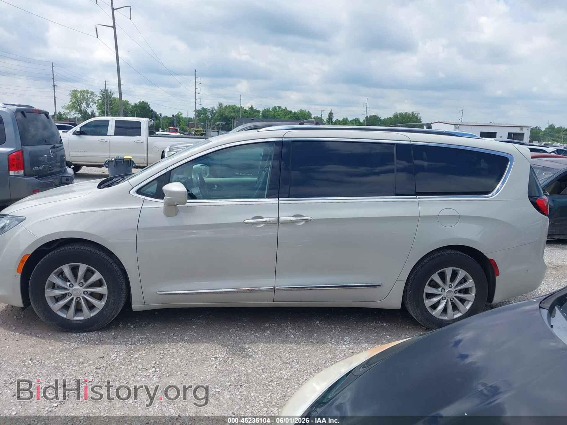 2019 CHRYSLER PACIFICA - VIN: 2C4RC1BG4KR686230 - Photo 14