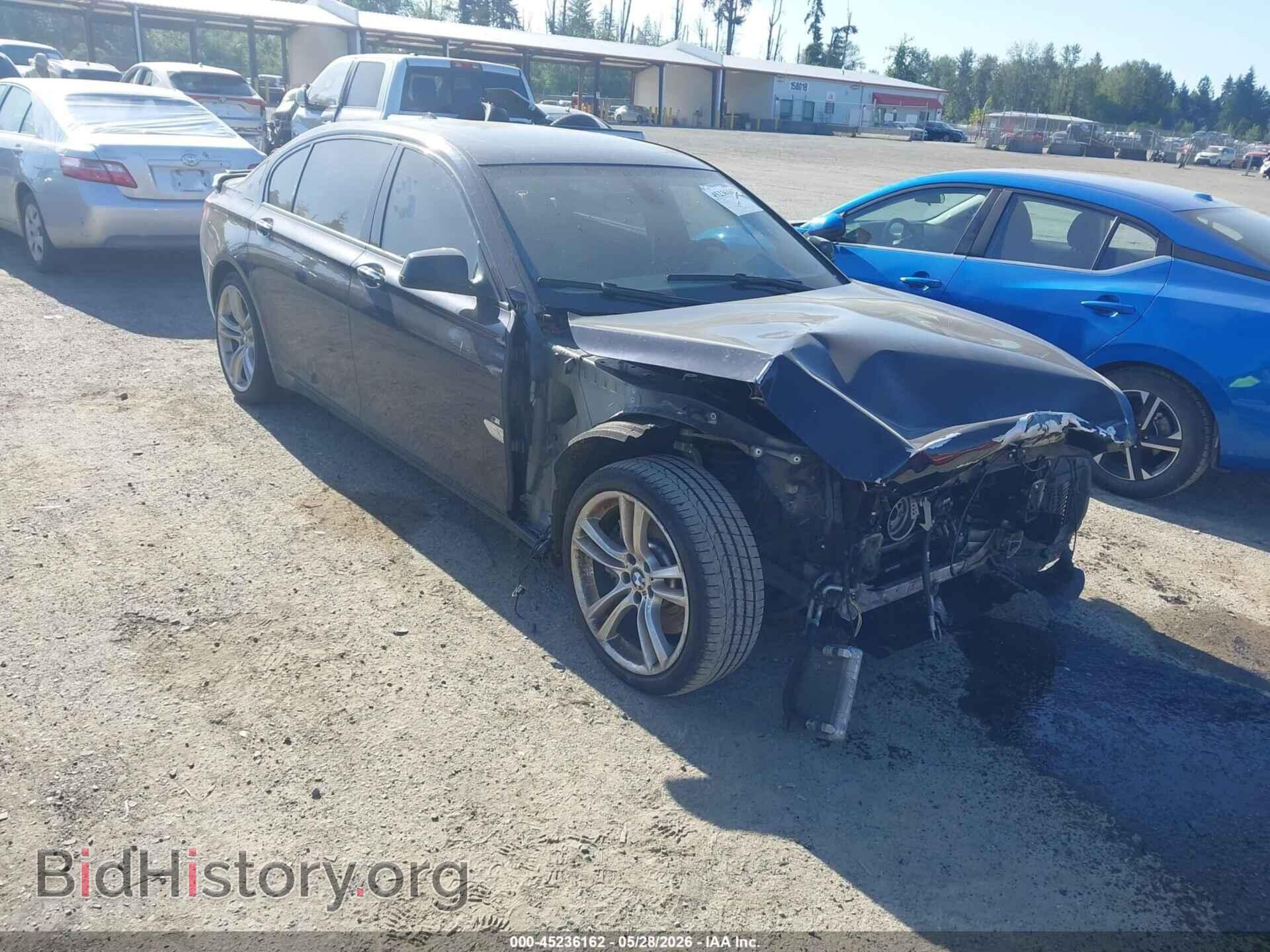Photo WBAKB8C58CDX20861 - BMW 750LI 2012