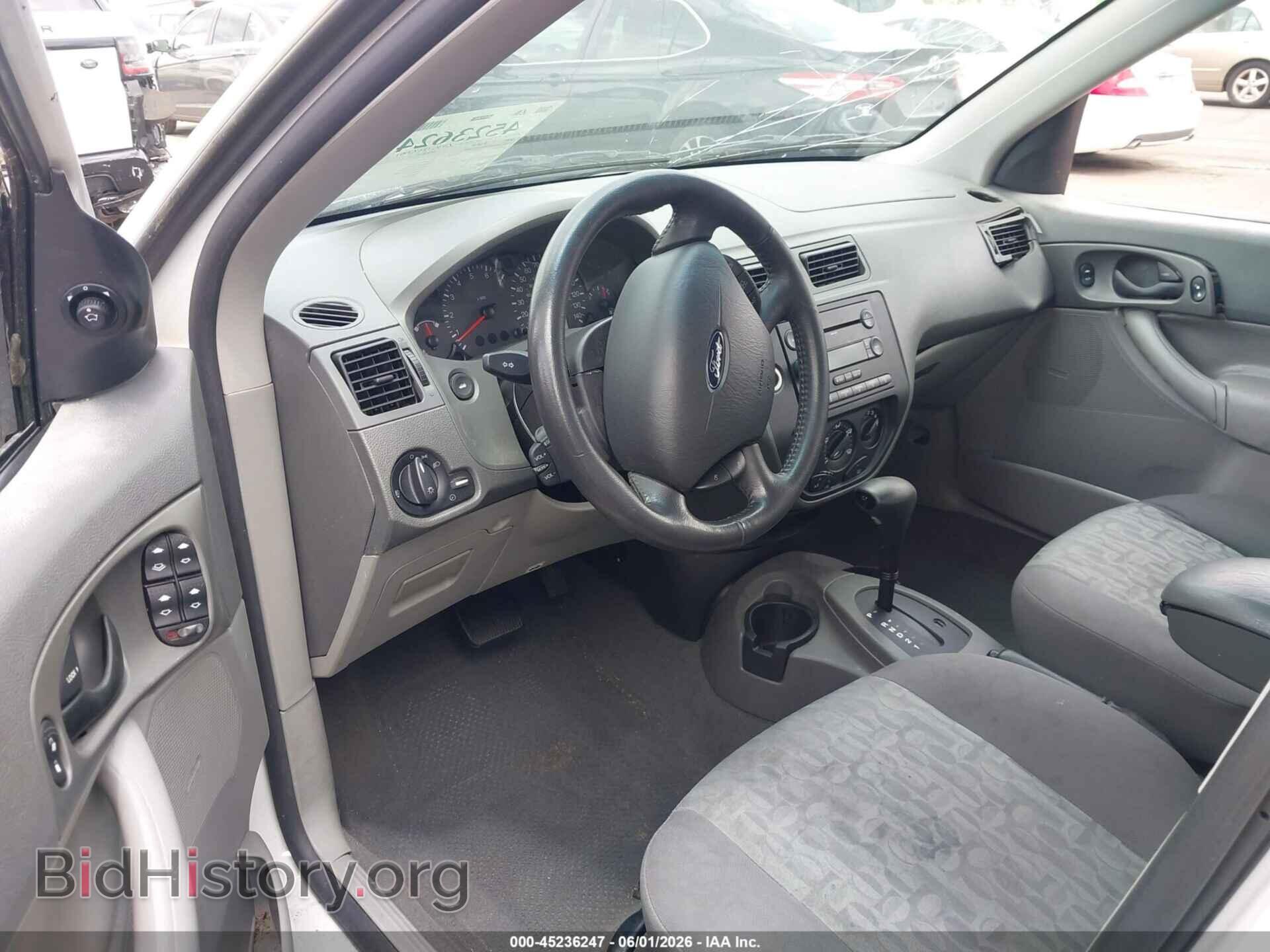 2005 FORD FOCUS - VIN: 1FAFP34N65W218595 - Фото 5