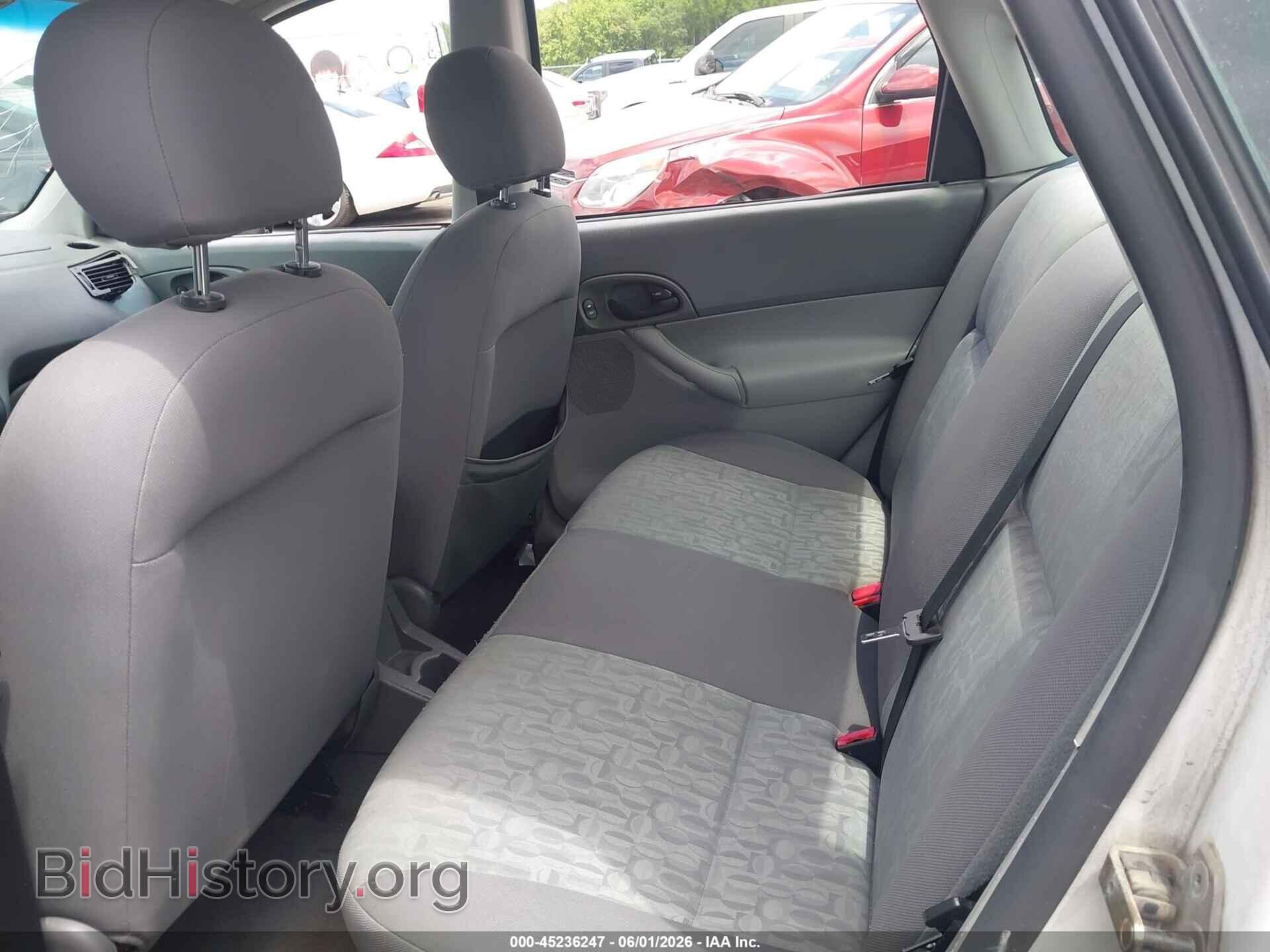 2005 FORD FOCUS - VIN: 1FAFP34N65W218595 - Фото 8