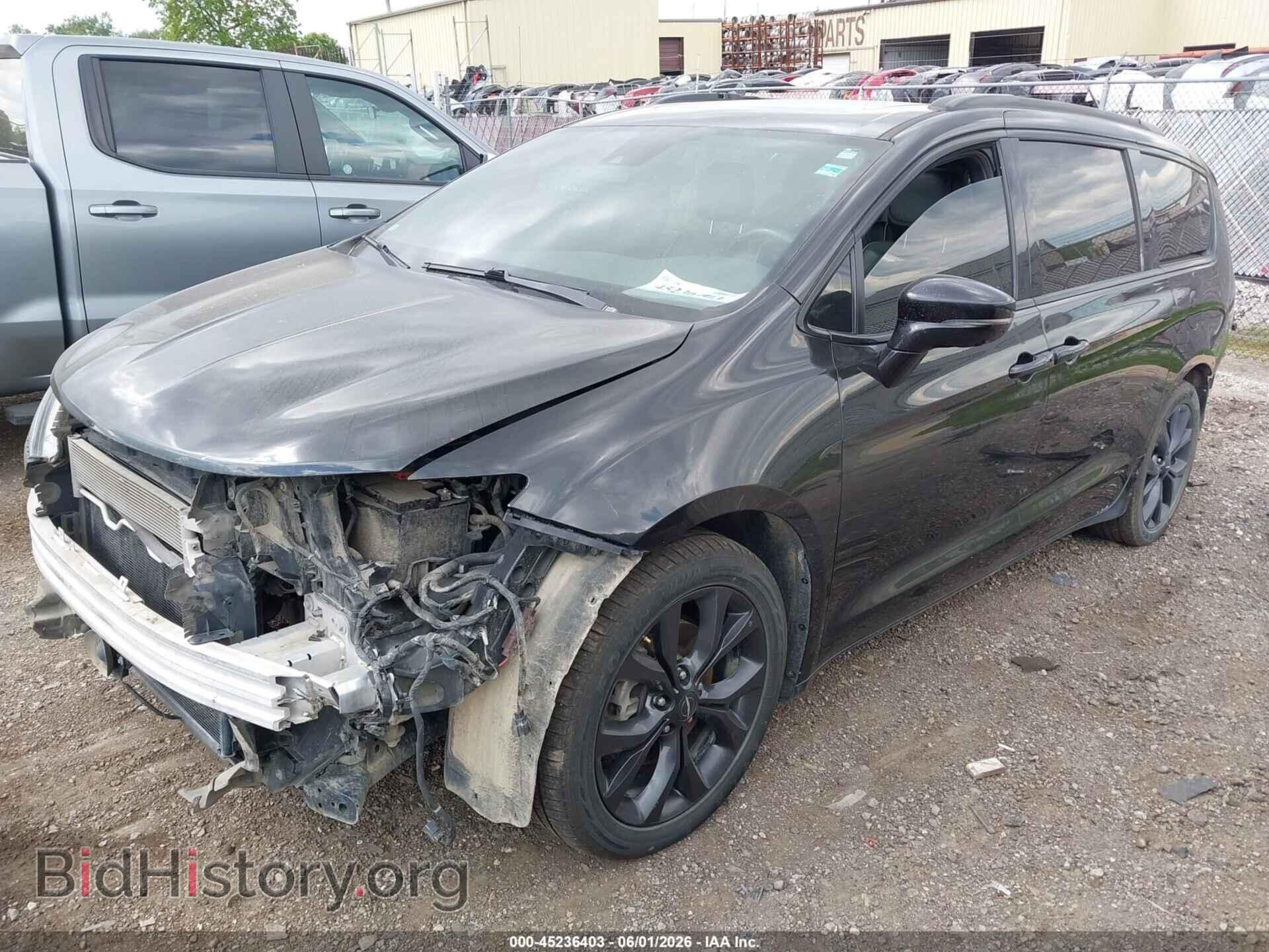 2019 CHRYSLER PACIFICA - VIN: 2C4RC1GG0KR634568 - Photo 2