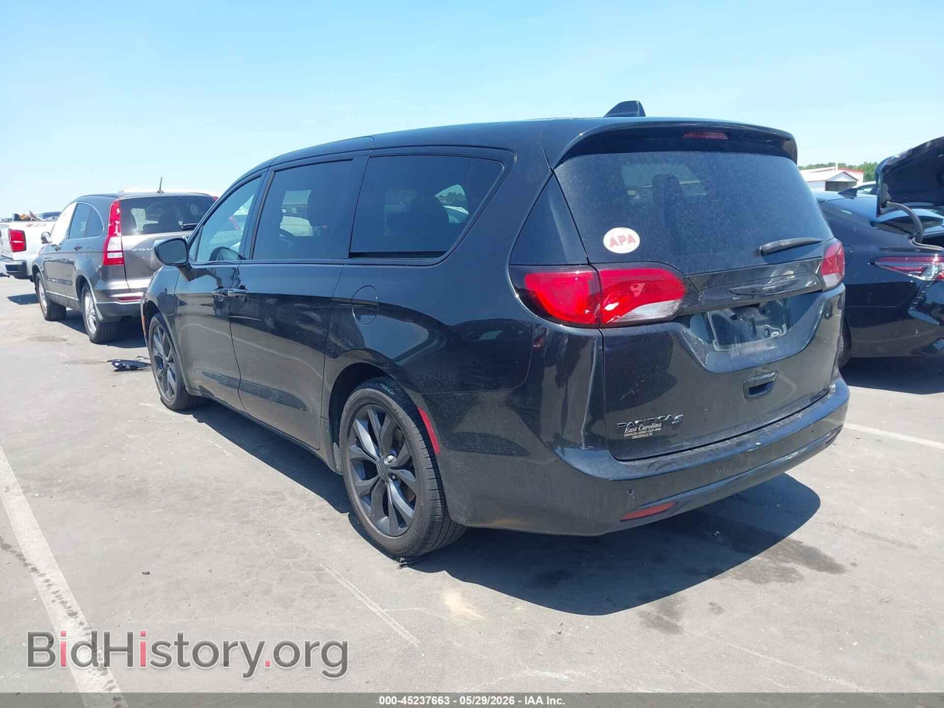 2020 CHRYSLER PACIFICA - VIN: 2C4RC1FG7LR232887 - Фото 3