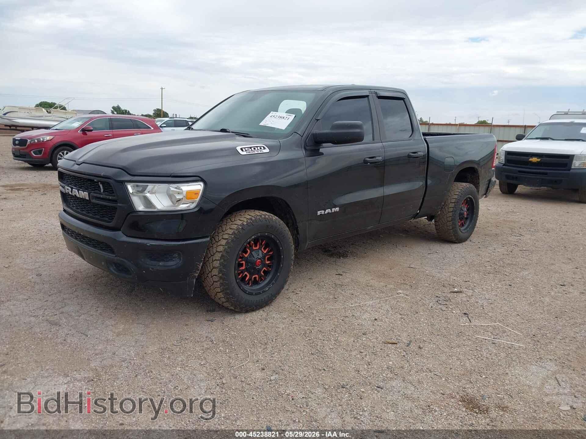 2019 RAM 1500 - VIN: 1C6RRECT2KN547932 - Photo 2
