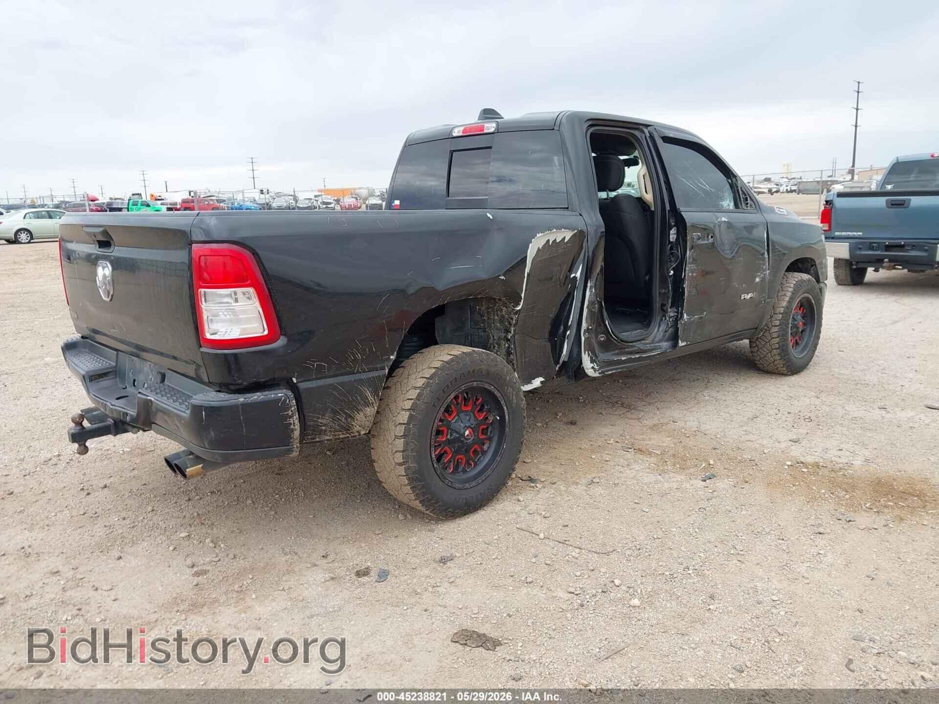 2019 RAM 1500 - VIN: 1C6RRECT2KN547932 - Photo 4