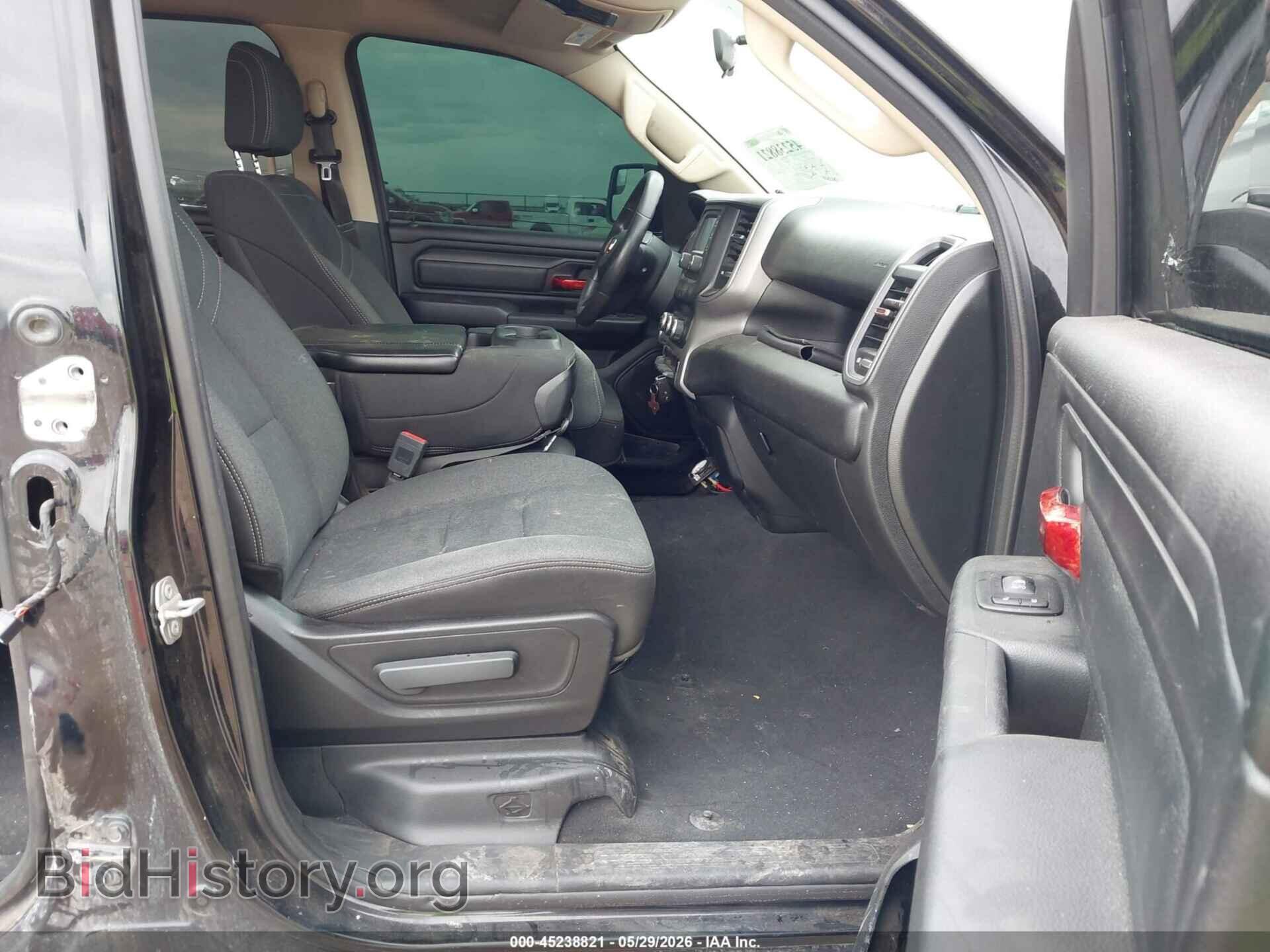 2019 RAM 1500 - VIN: 1C6RRECT2KN547932 - Photo 5