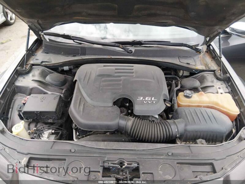 2016 Chrysler 300C (VIN 2C3CCAEG1GH190269) — фото 10 из 16