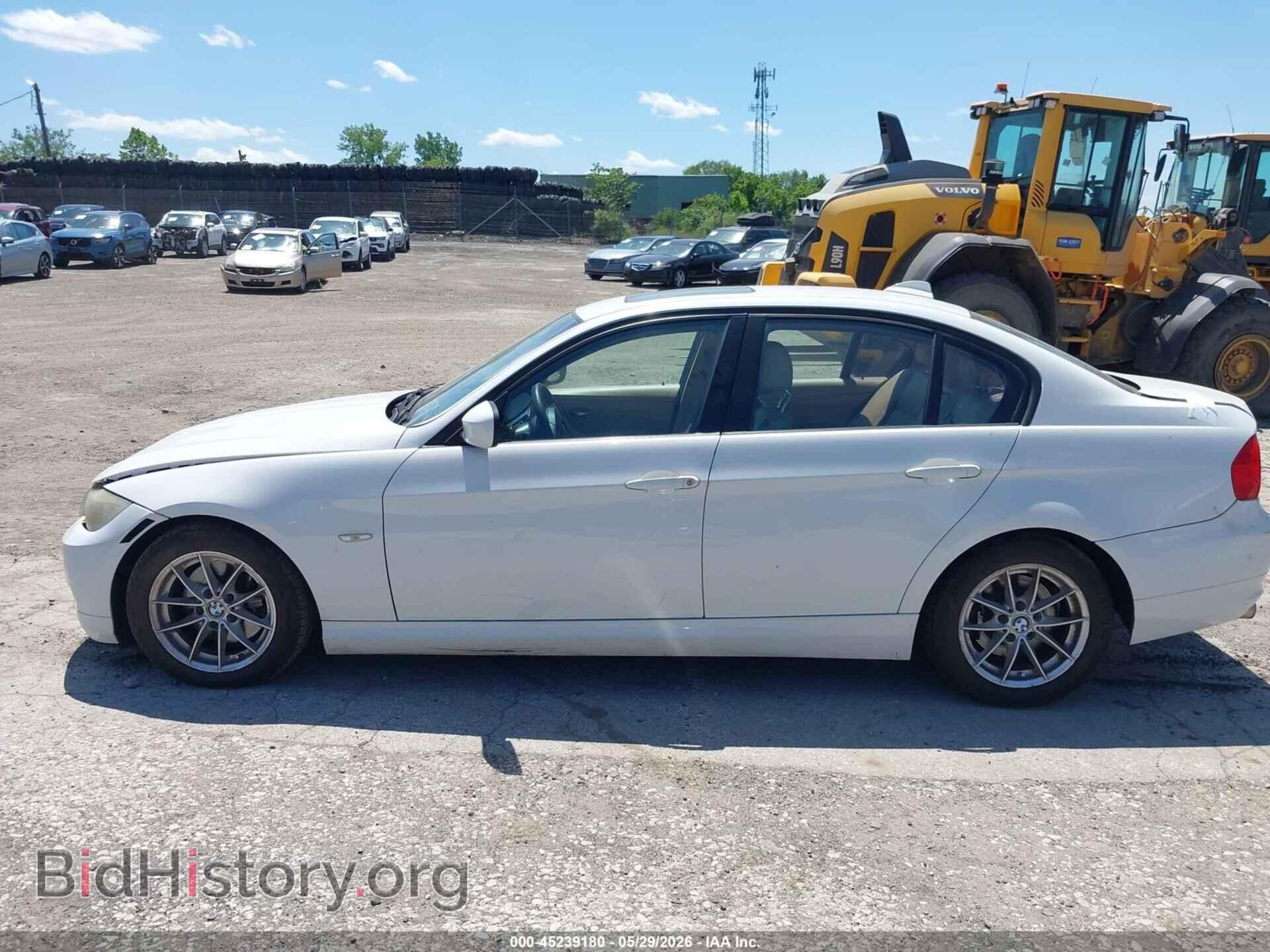 2010 BMW 328I - VIN: WBAPH5C55AA439988 - Photo 14