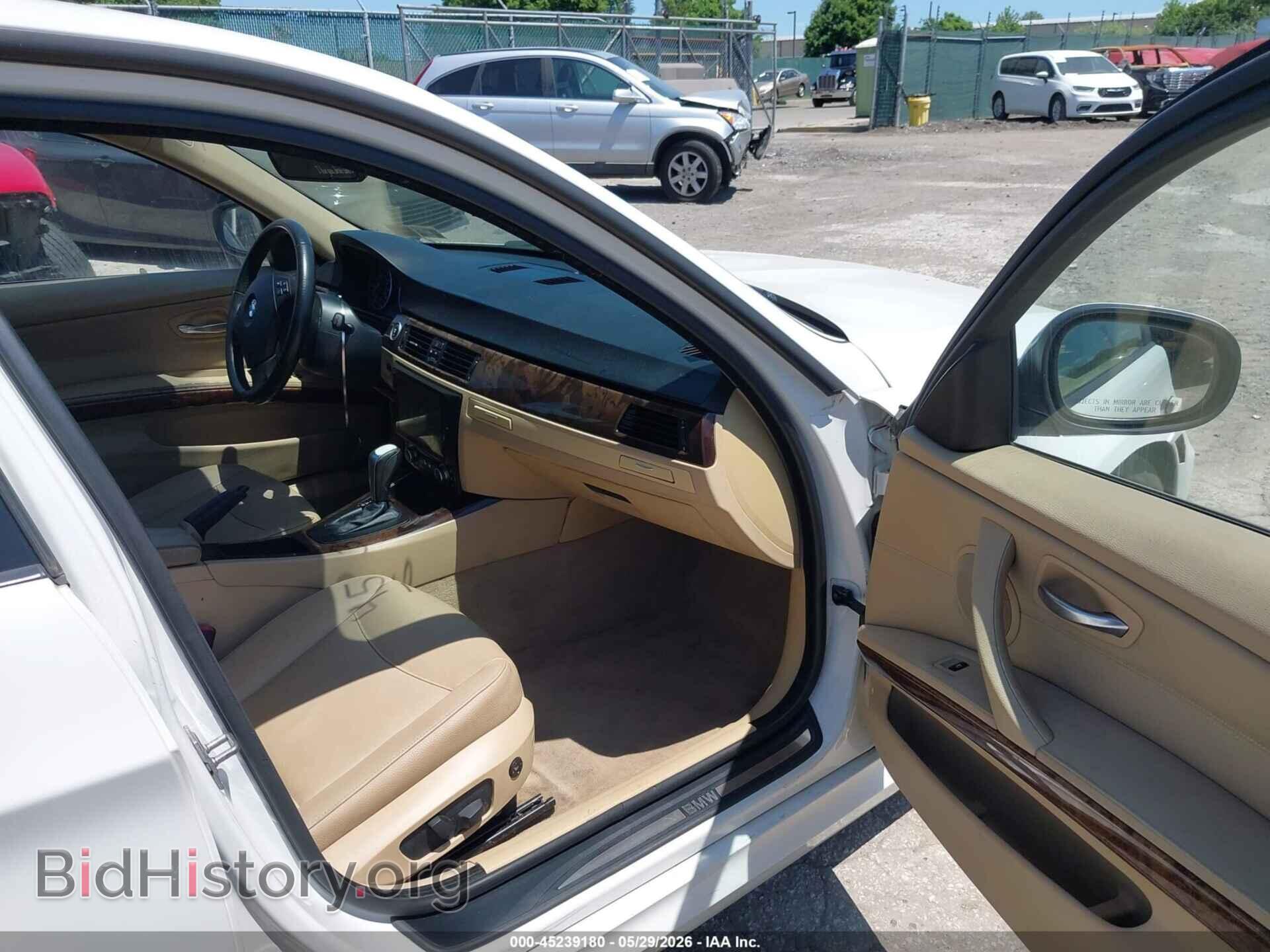 2010 BMW 328I - VIN: WBAPH5C55AA439988 - Photo 5