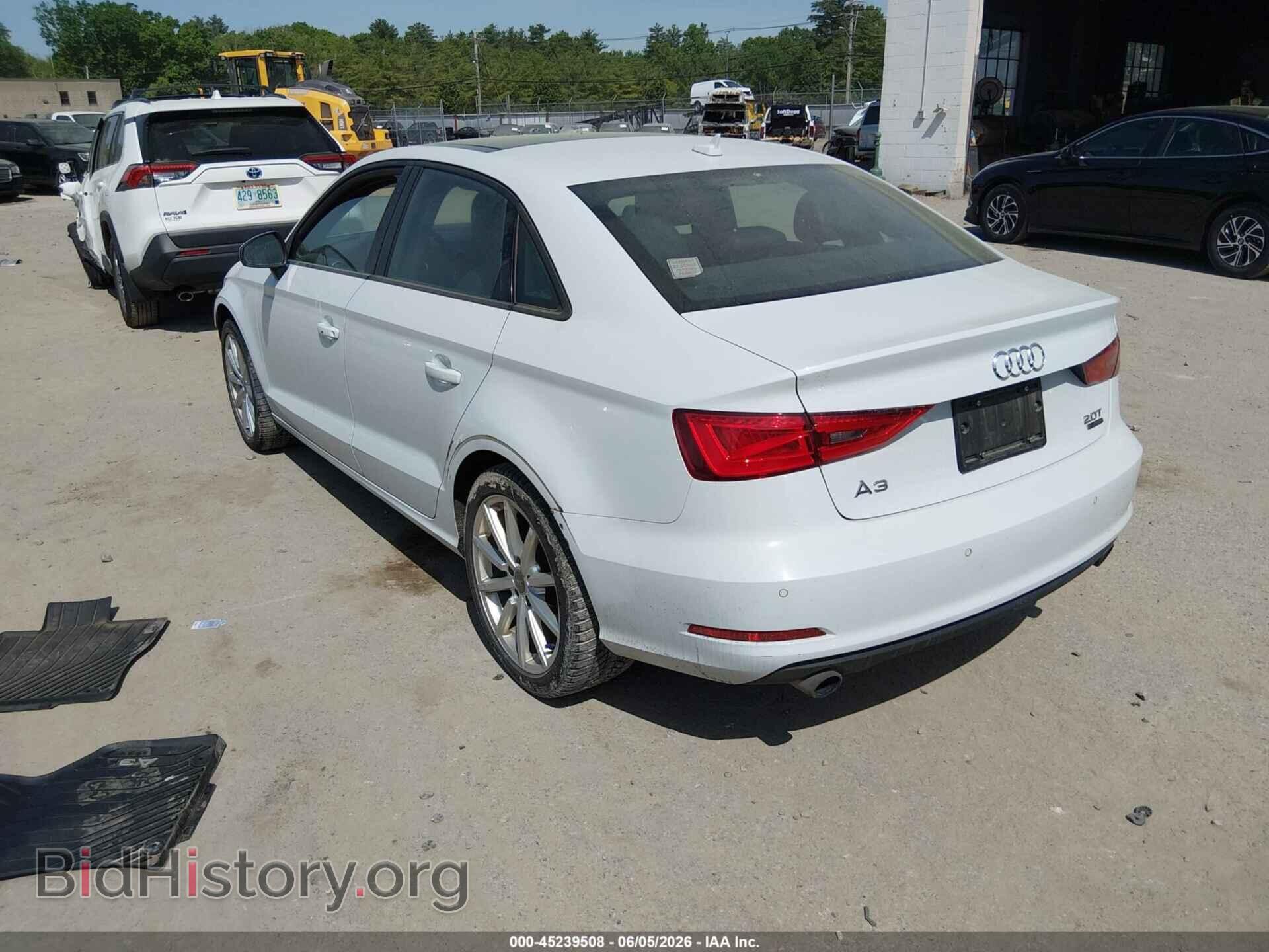 2015 AUDI A3 - VIN: WAUBFGFF9F1141127 - Фото 3