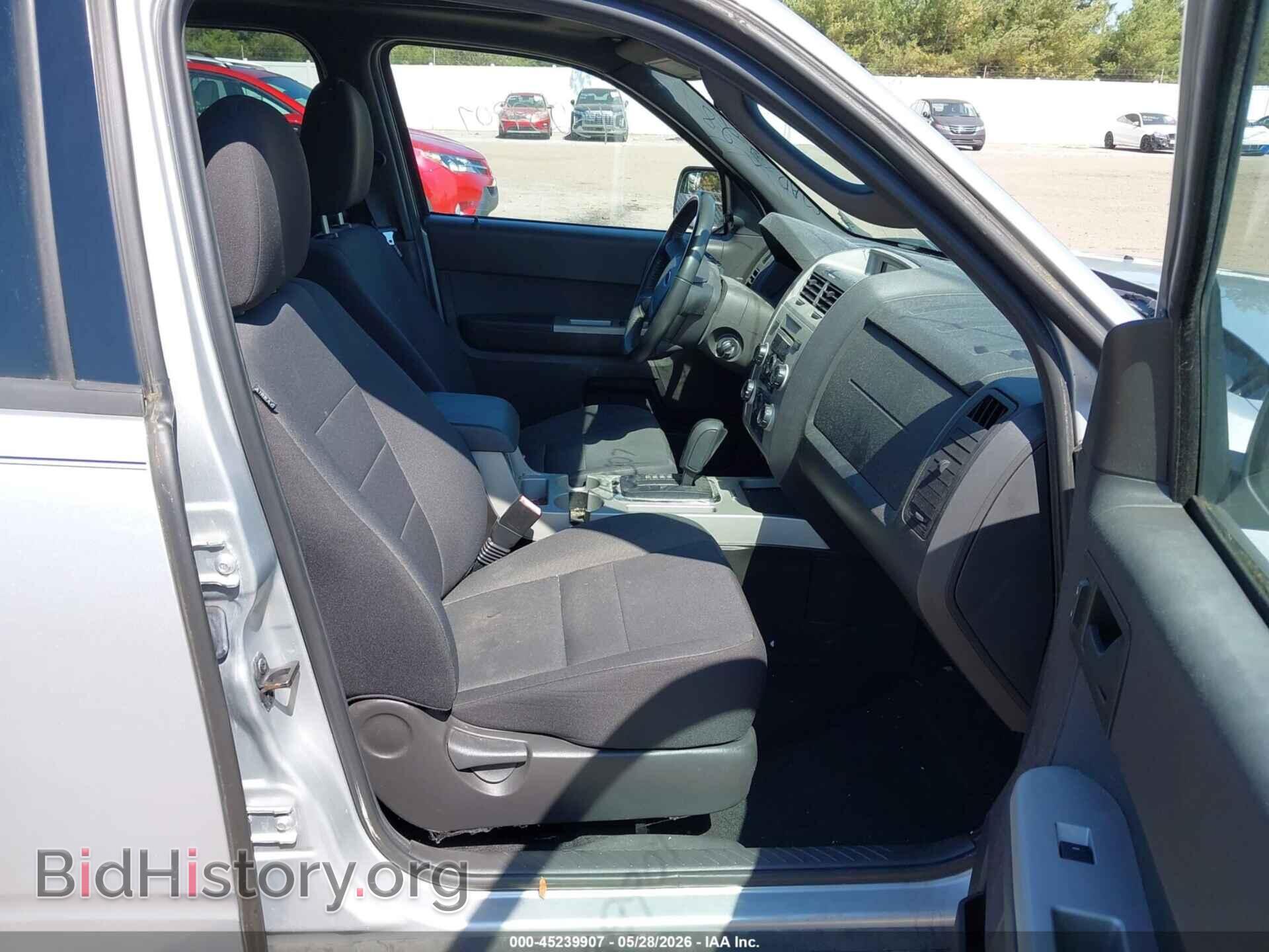 2011 FORD ESCAPE - VIN: 1FMCU0D77BKB23077 - Фото 5