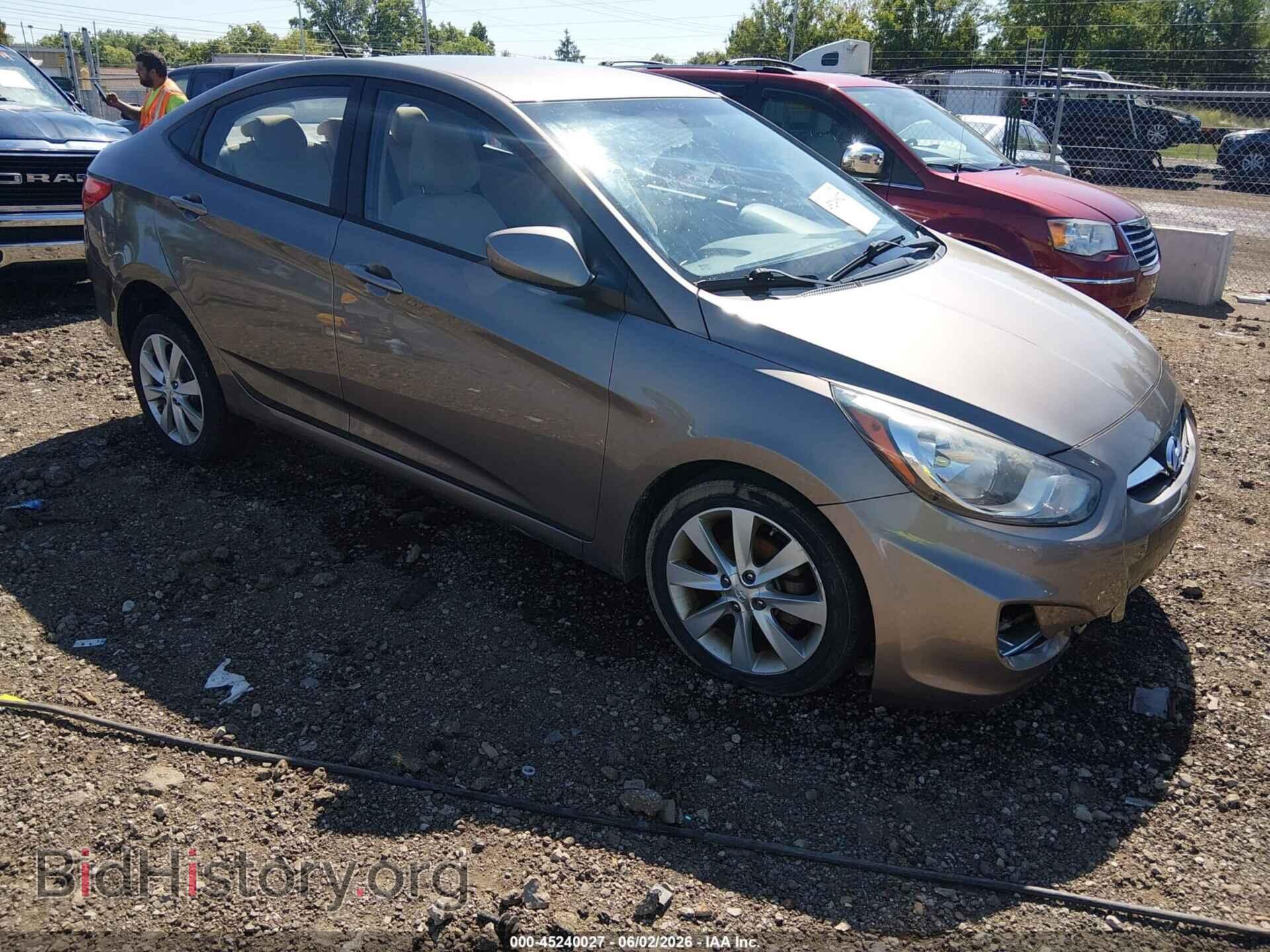 Фотография KMHCU4AE3DU577795 - HYUNDAI ACCENT 2013