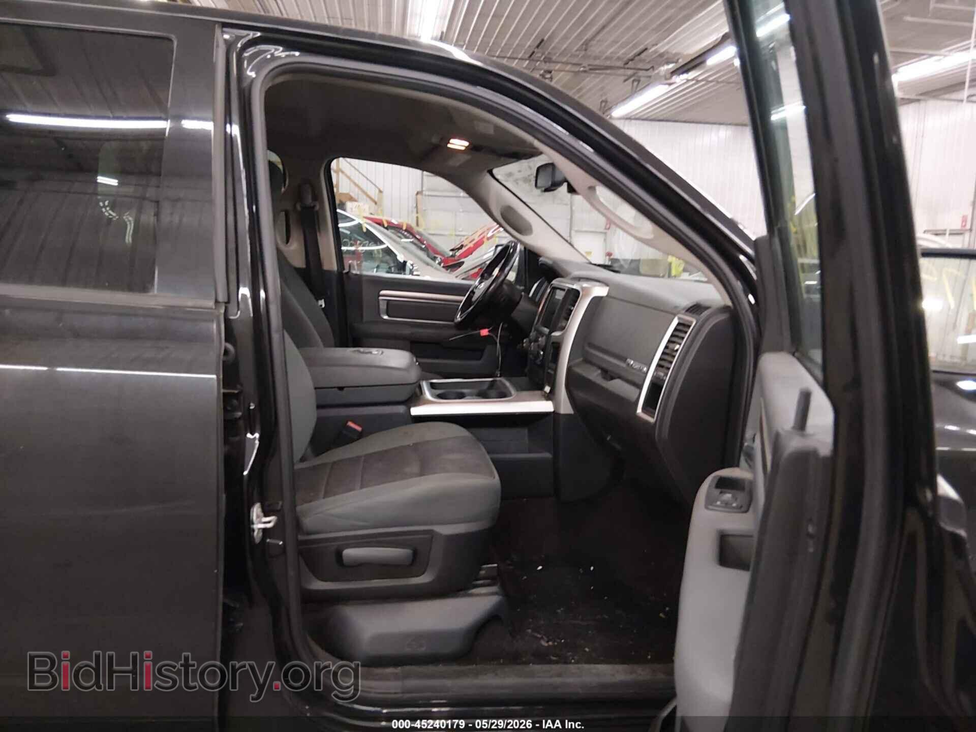 2017 RAM 1500 - VIN: 3C6RR7LT0HG761475 - Фото 5
