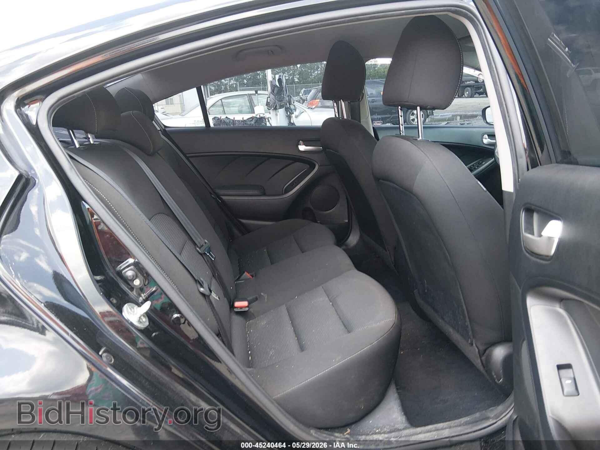 2017 KIA FORTE - VIN: 3KPFK4A7XHE010576 - Фото 8