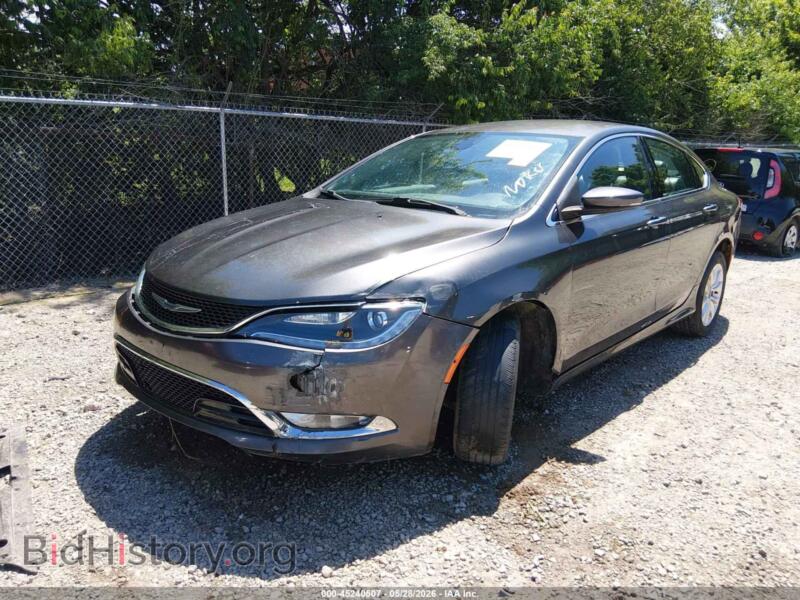 2015 Chrysler 200 (VIN 1C3CCCCB5FN565749) — фото 2 из 17