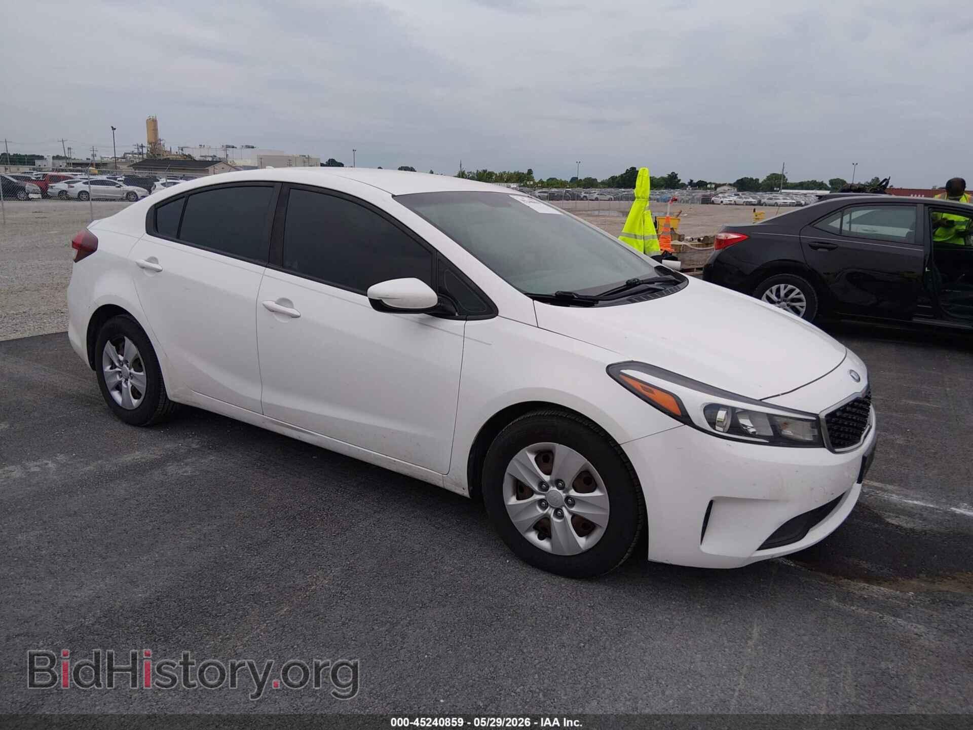 Photo 3KPFK4A7XHE097279 - KIA FORTE 2017
