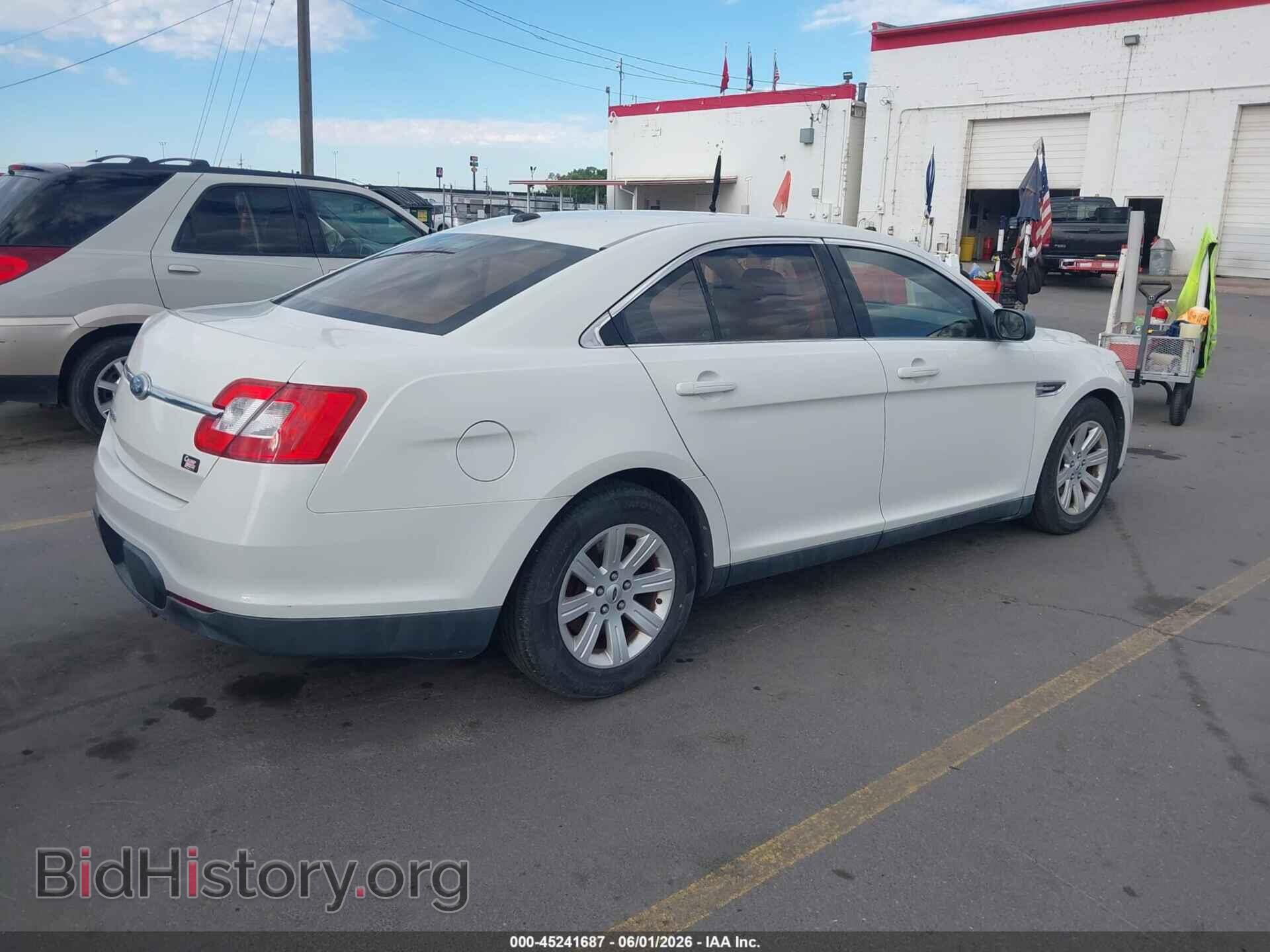2011 FORD TAURUS - VIN: 1FAHP2DW0BG115934 - Photo 4