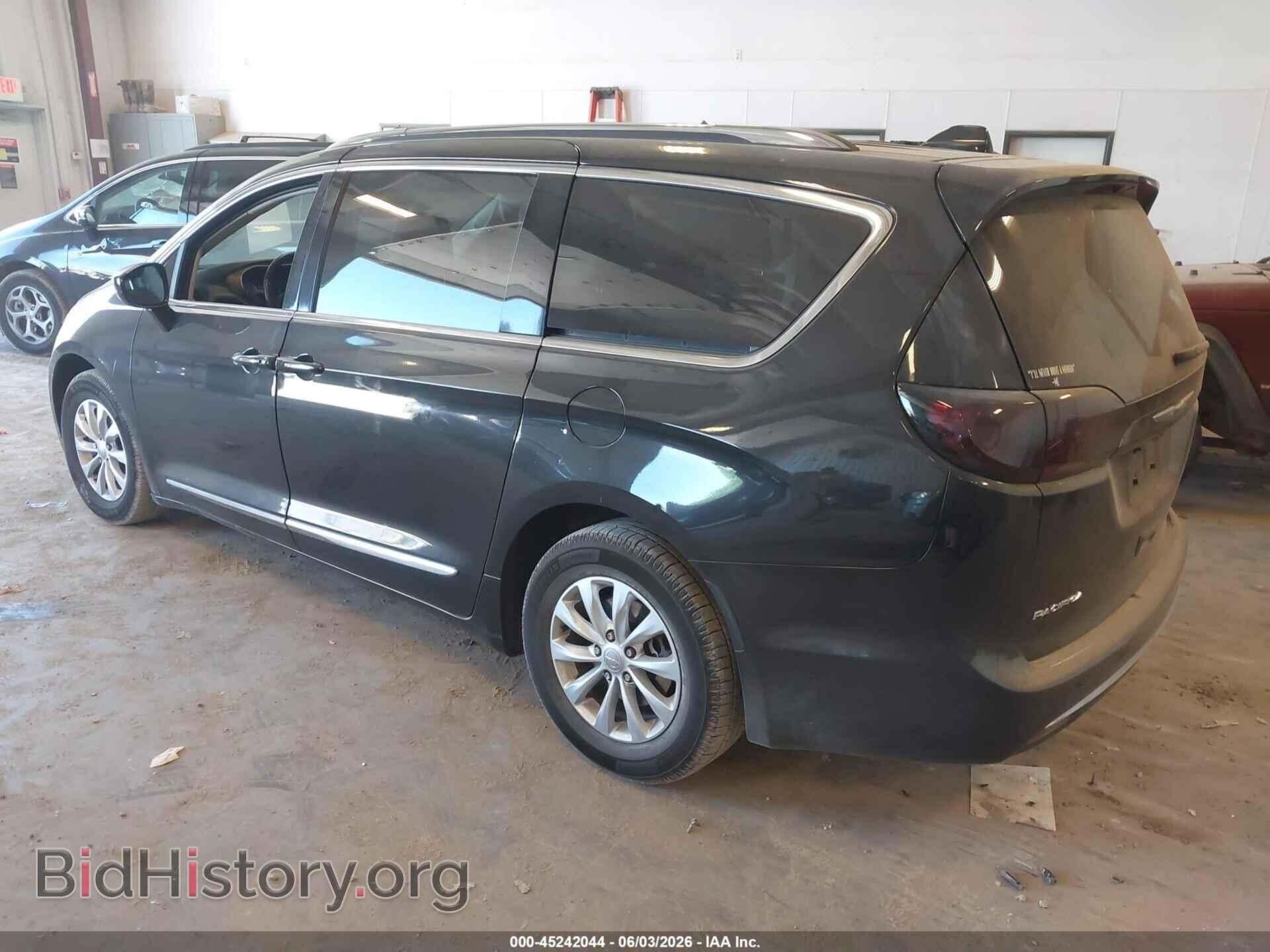 2019 CHRYSLER PACIFICA - VIN: 2C4RC1BG2KR550503 - Photo 3