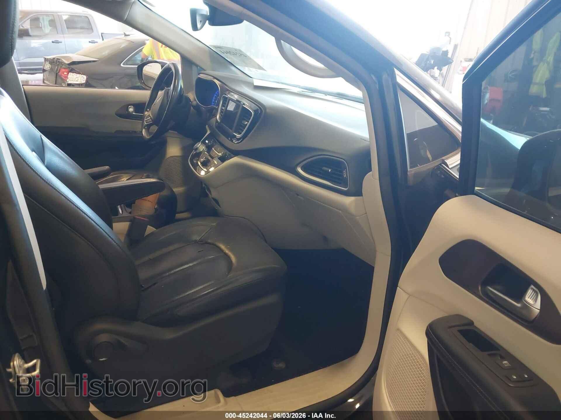 2019 CHRYSLER PACIFICA - VIN: 2C4RC1BG2KR550503 - Photo 5