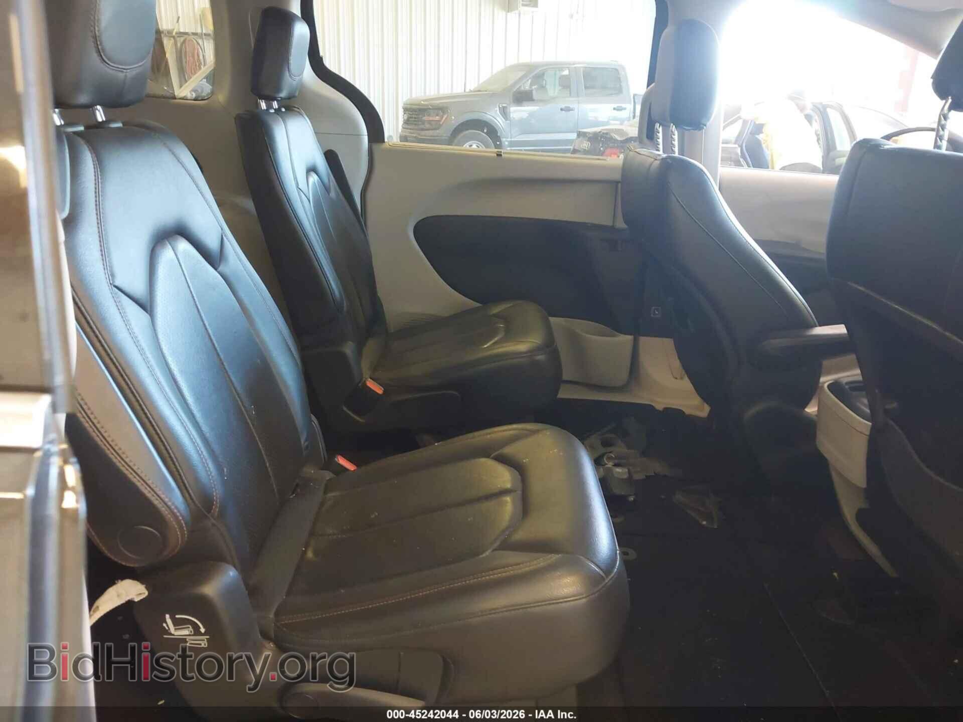 2019 CHRYSLER PACIFICA - VIN: 2C4RC1BG2KR550503 - Photo 8