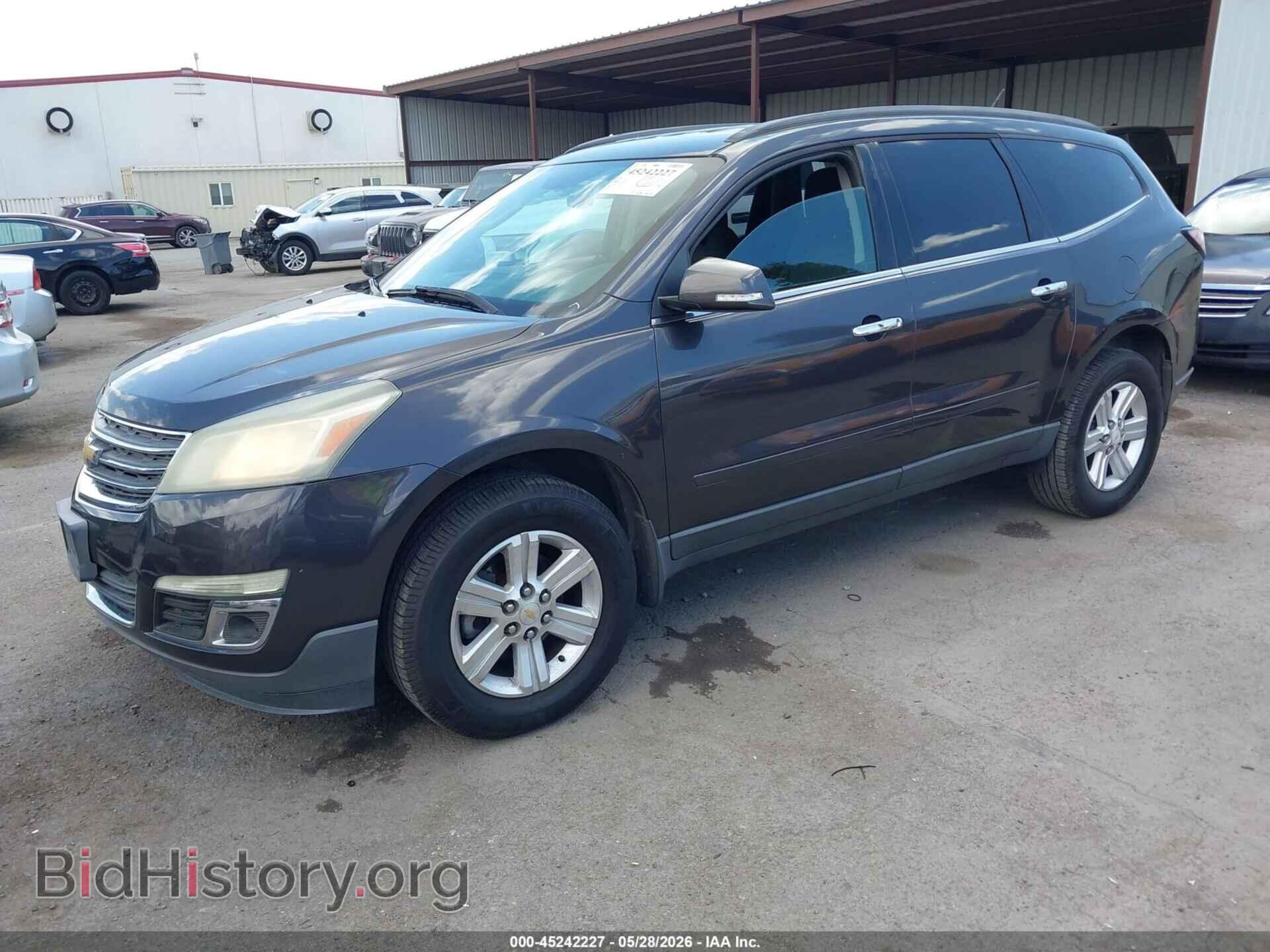 2014 CHEVROLET TRAVERSE - VIN: 1GNKRHKD1EJ101344 - Фото 2