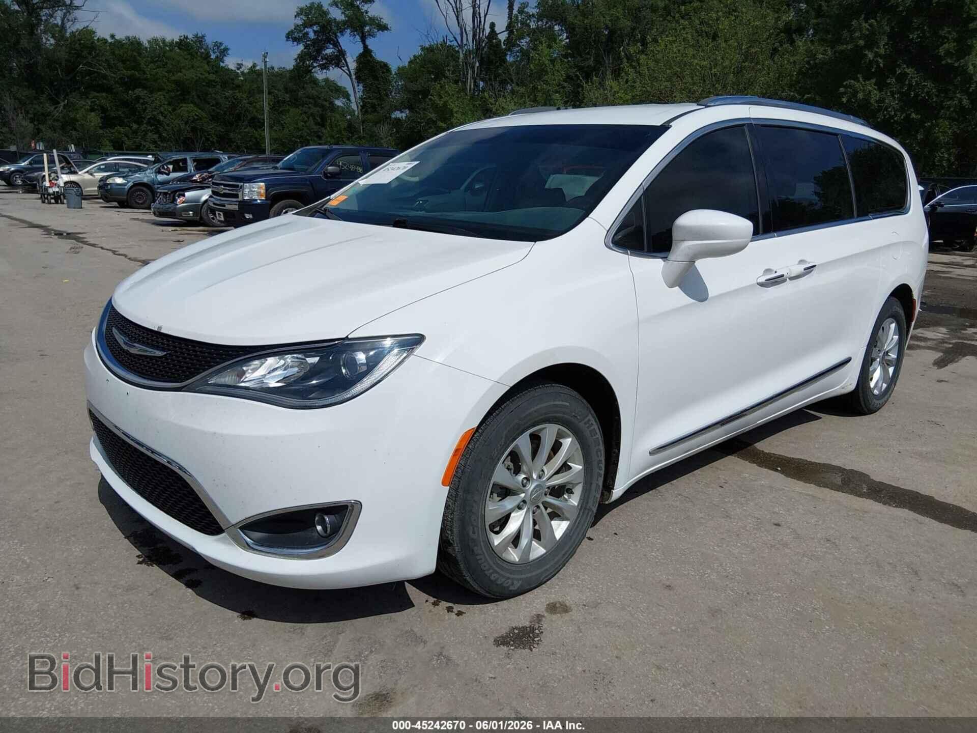 2018 CHRYSLER PACIFICA - VIN: 2C4RC1BG1JR290464 - Фото 2